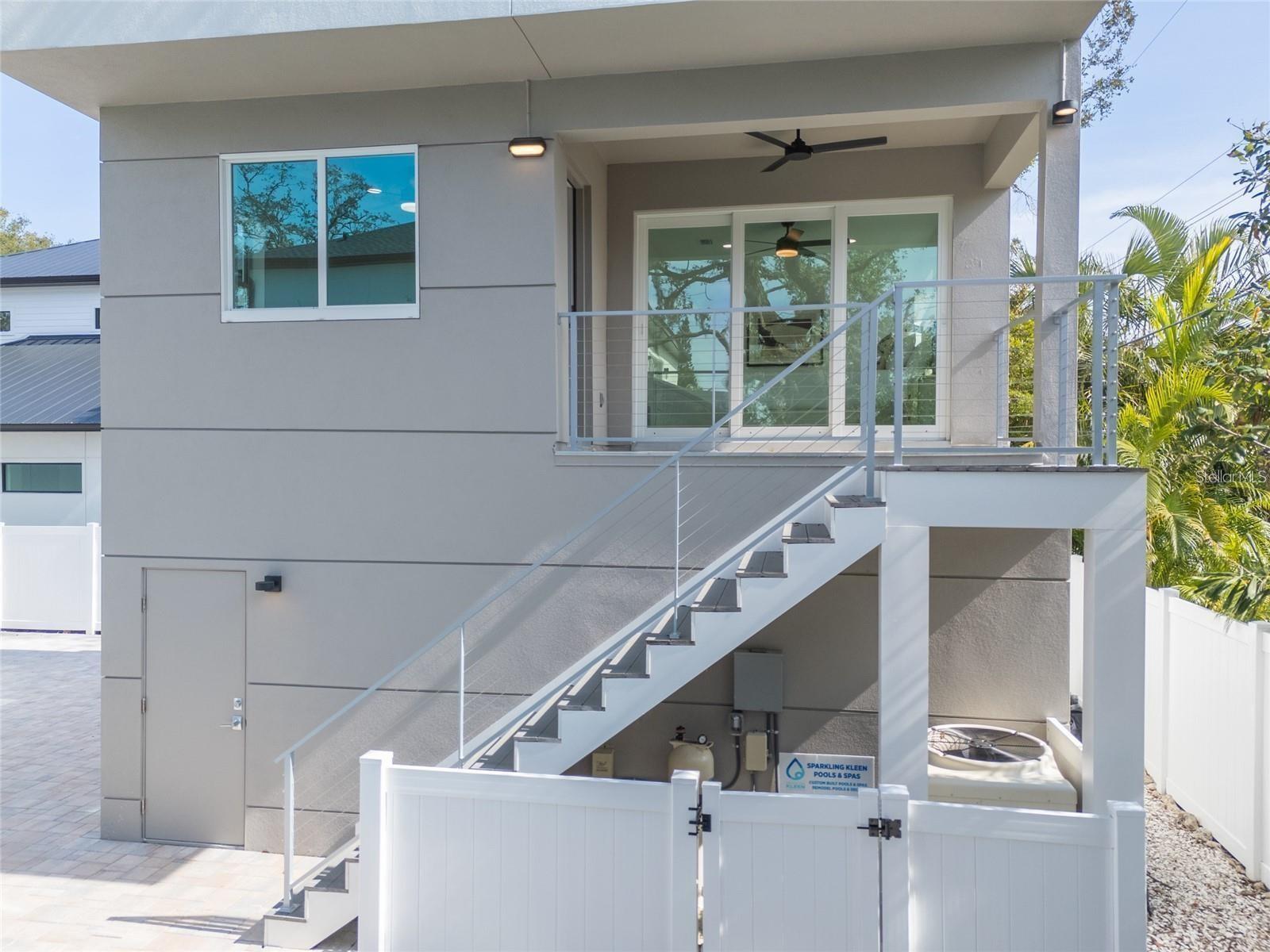 Image 67 of 84 For 2430 Floyd Street