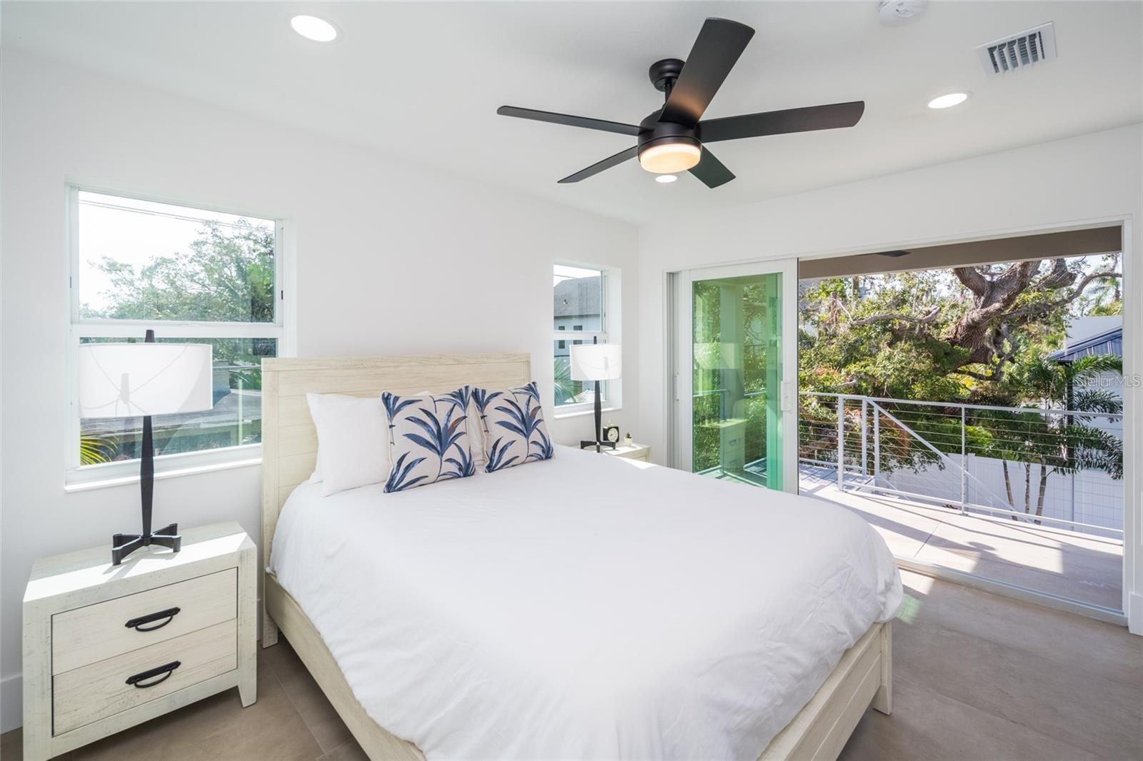 Image 78 of 84 For 2430 Floyd Street