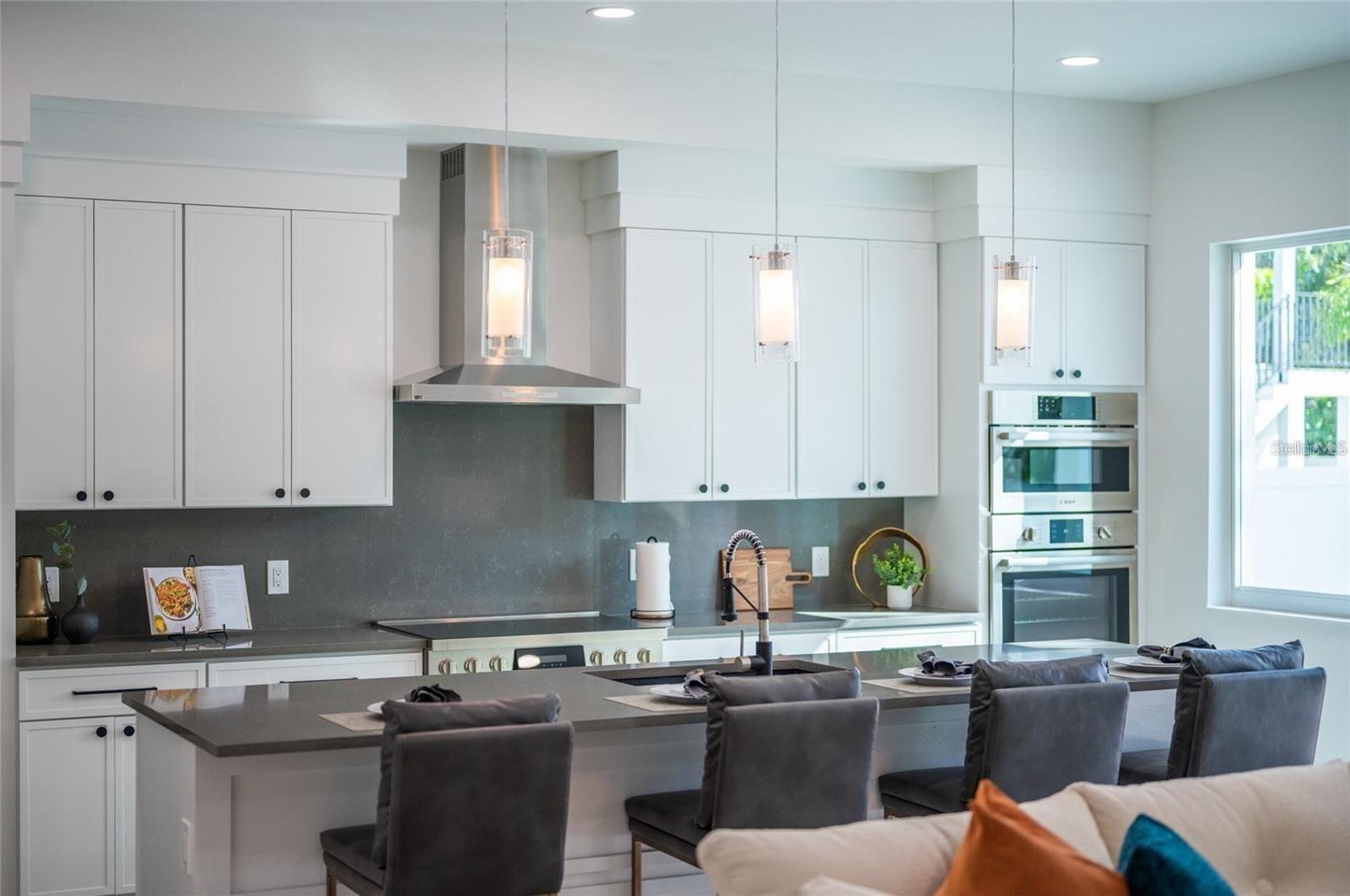 Image 9 of 84 For 2430 Floyd Street