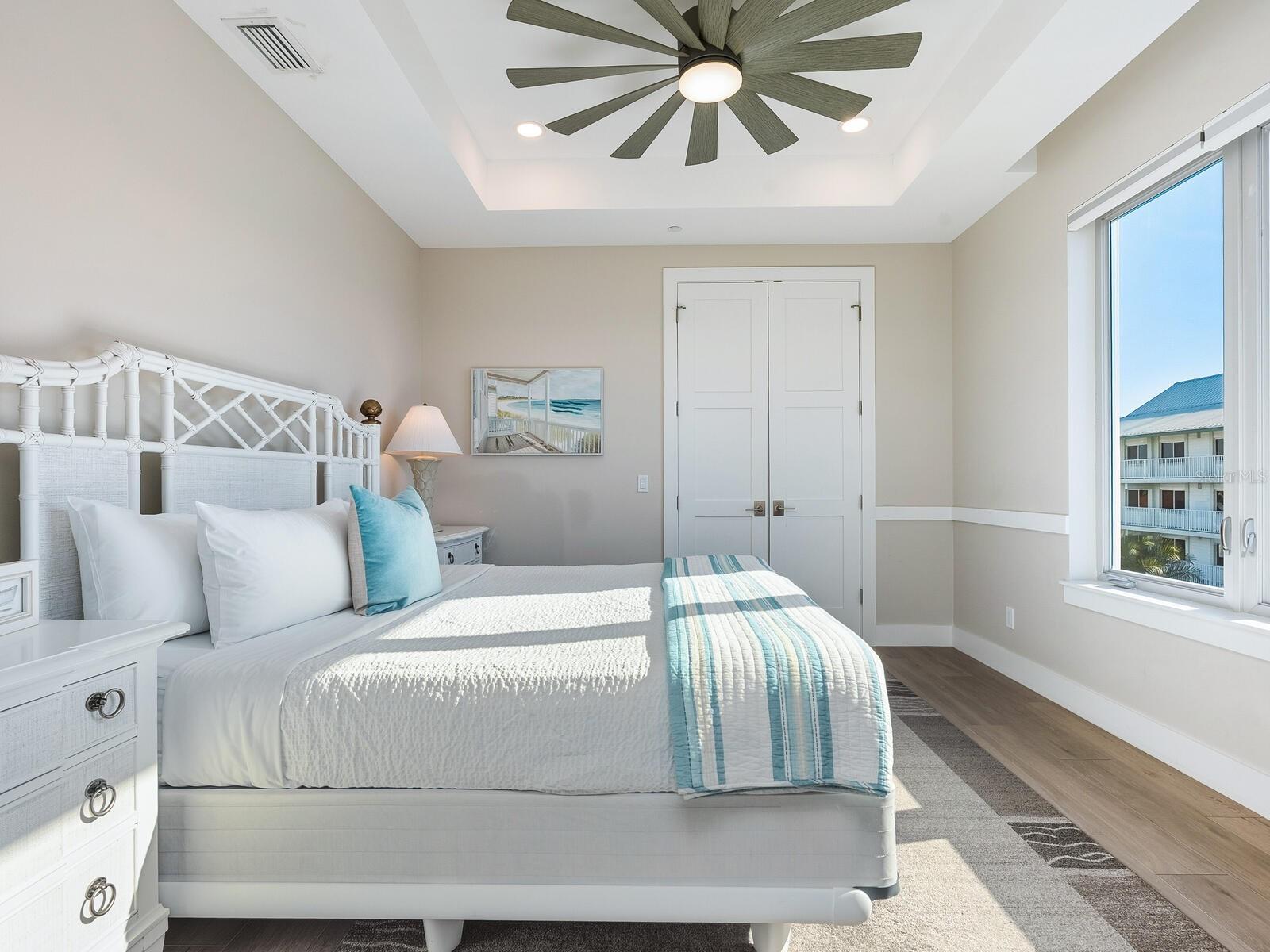 Image 35 of 74 For 1140 Seaside Drive 301