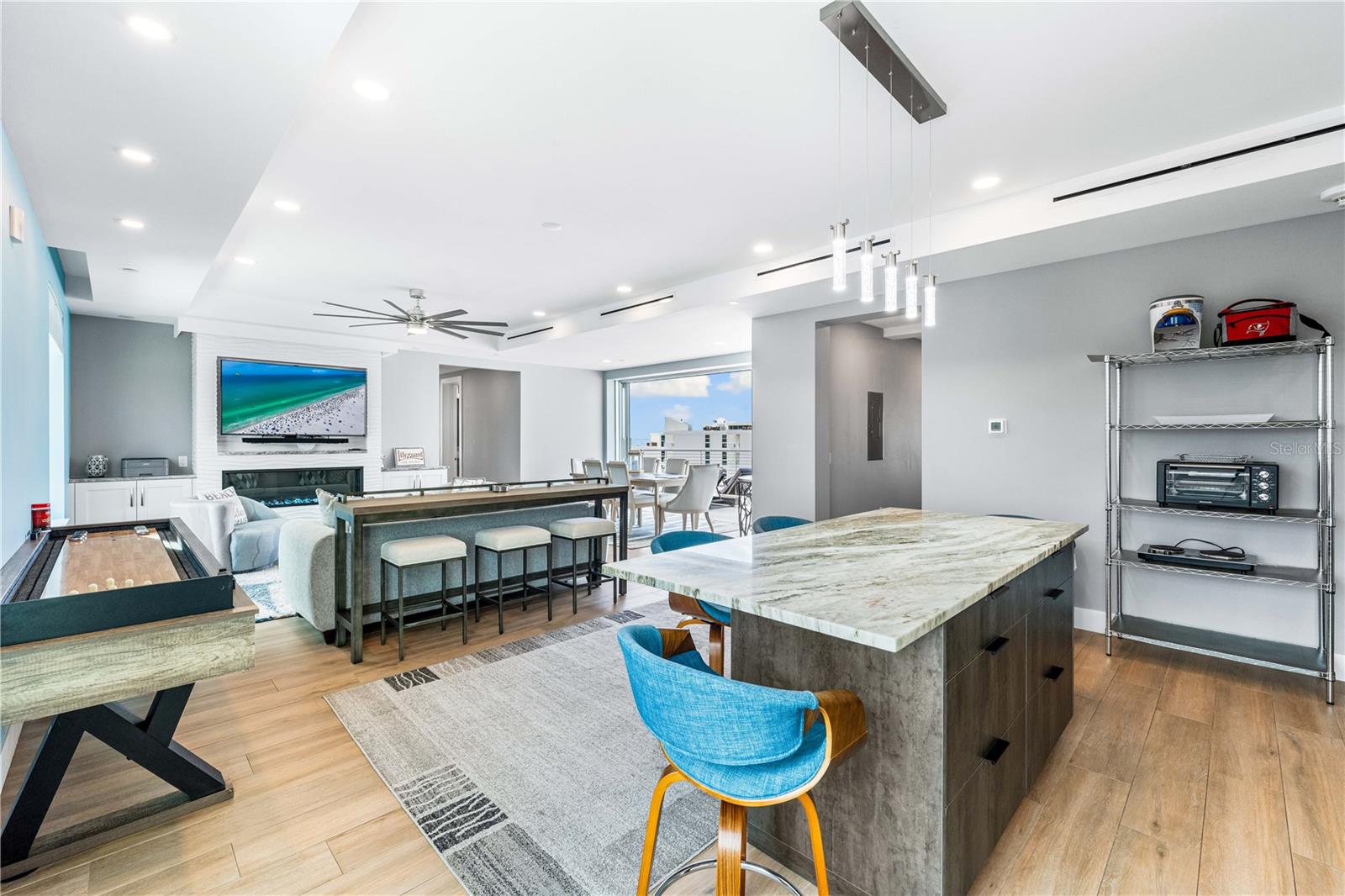 Image 44 of 74 For 1140 Seaside Drive 301