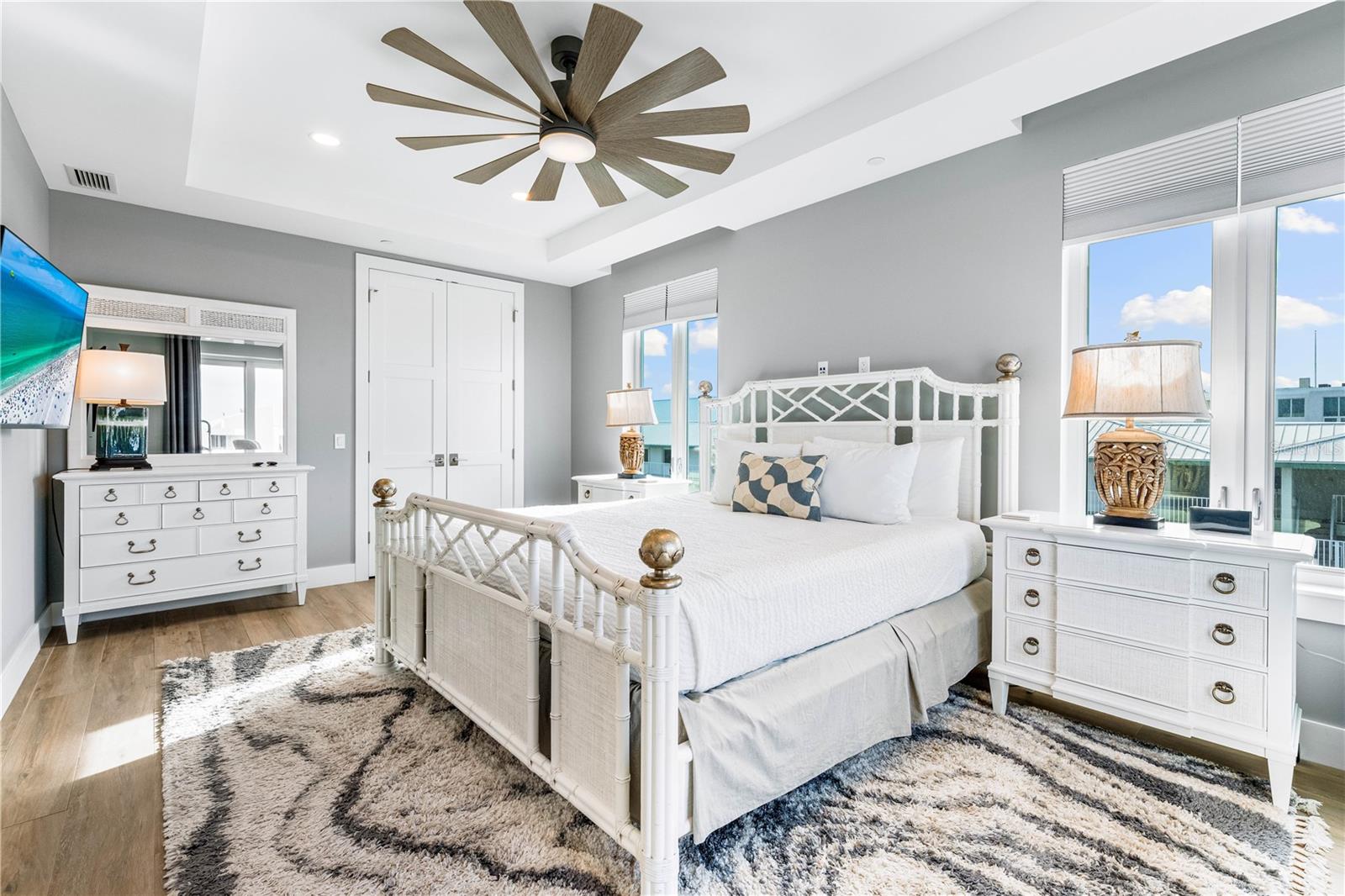 Image 51 of 74 For 1140 Seaside Drive 301