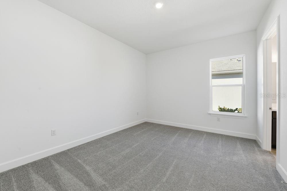 Image 21 of 62 For 10221 Silent Night Lane