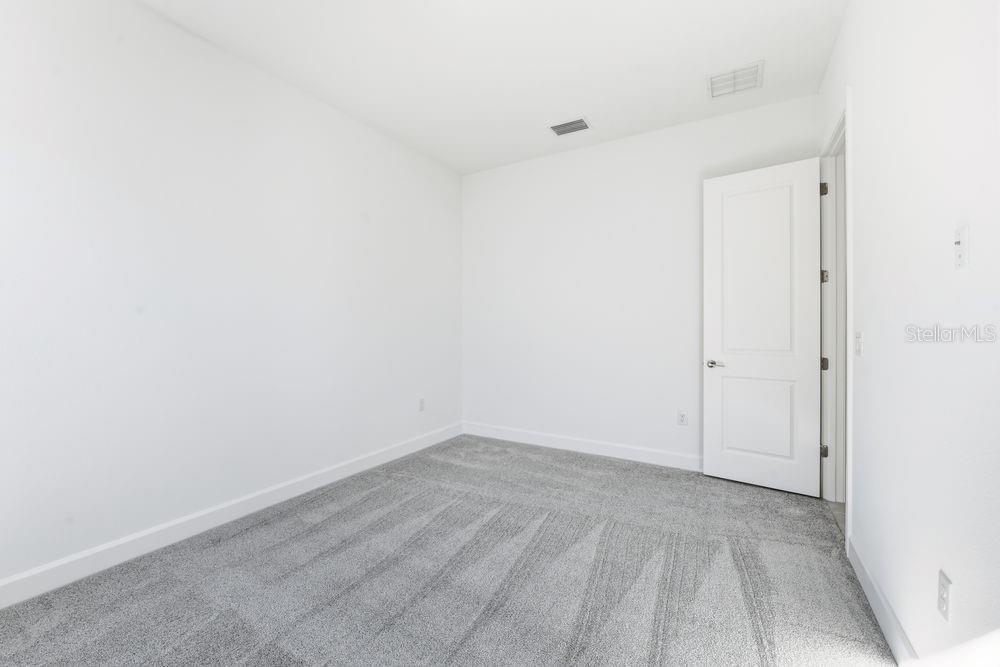 Image 22 of 62 For 10221 Silent Night Lane