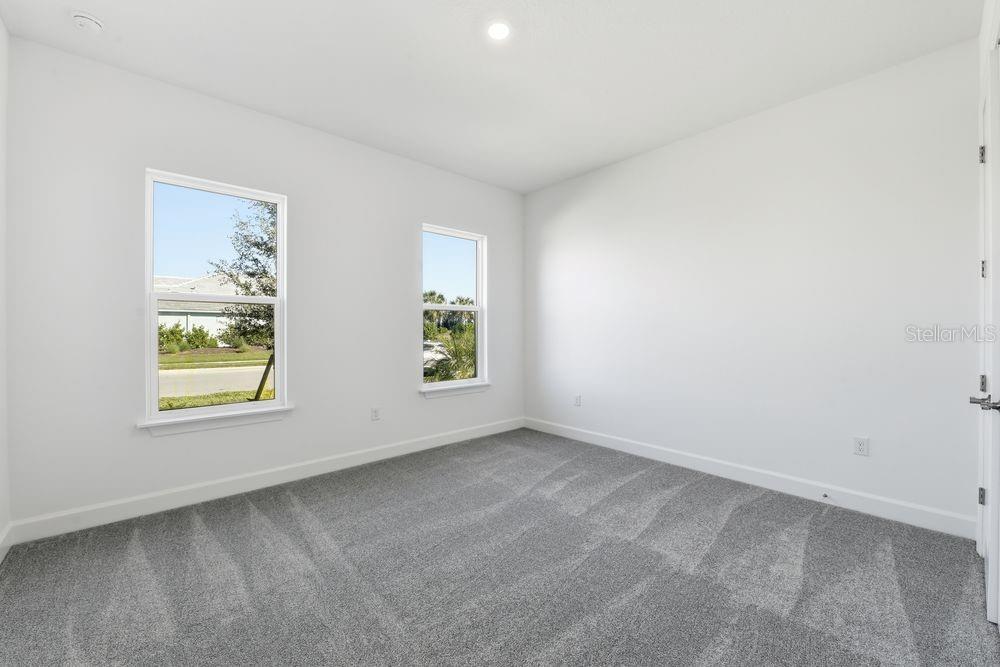 Image 27 of 62 For 10221 Silent Night Lane