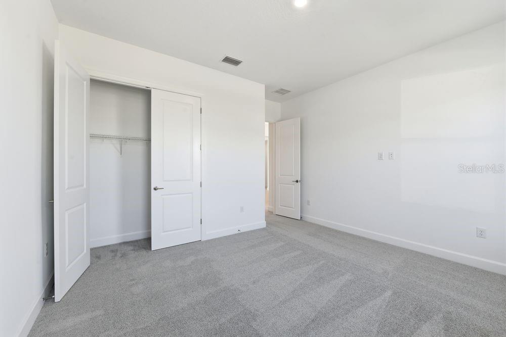 Image 31 of 62 For 10221 Silent Night Lane