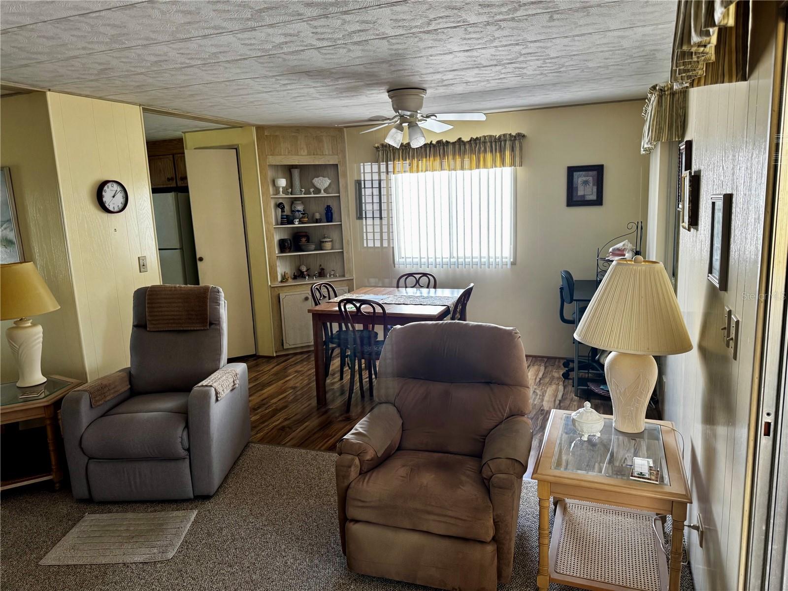 Image 12 of 49 For 5619 Bayshore Road 203