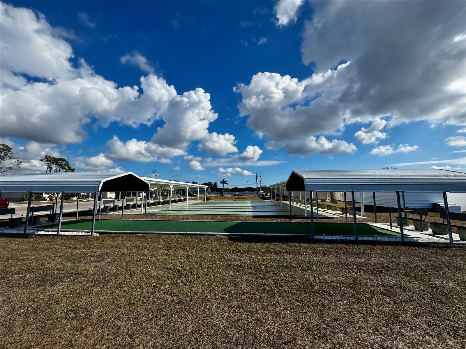 Image 28 of 49 For 5619 Bayshore Road 203