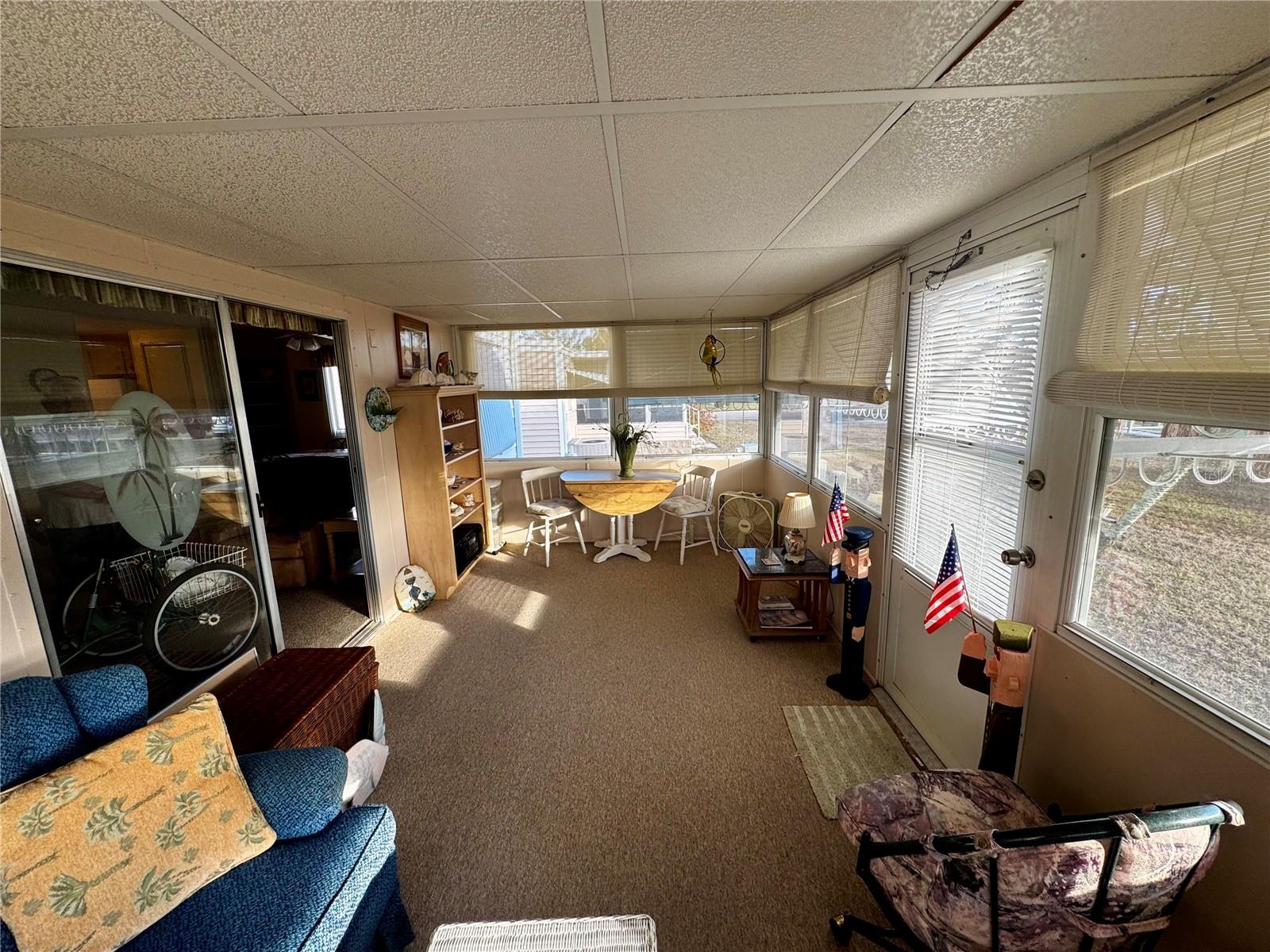 Image 36 of 49 For 5619 Bayshore Road 203