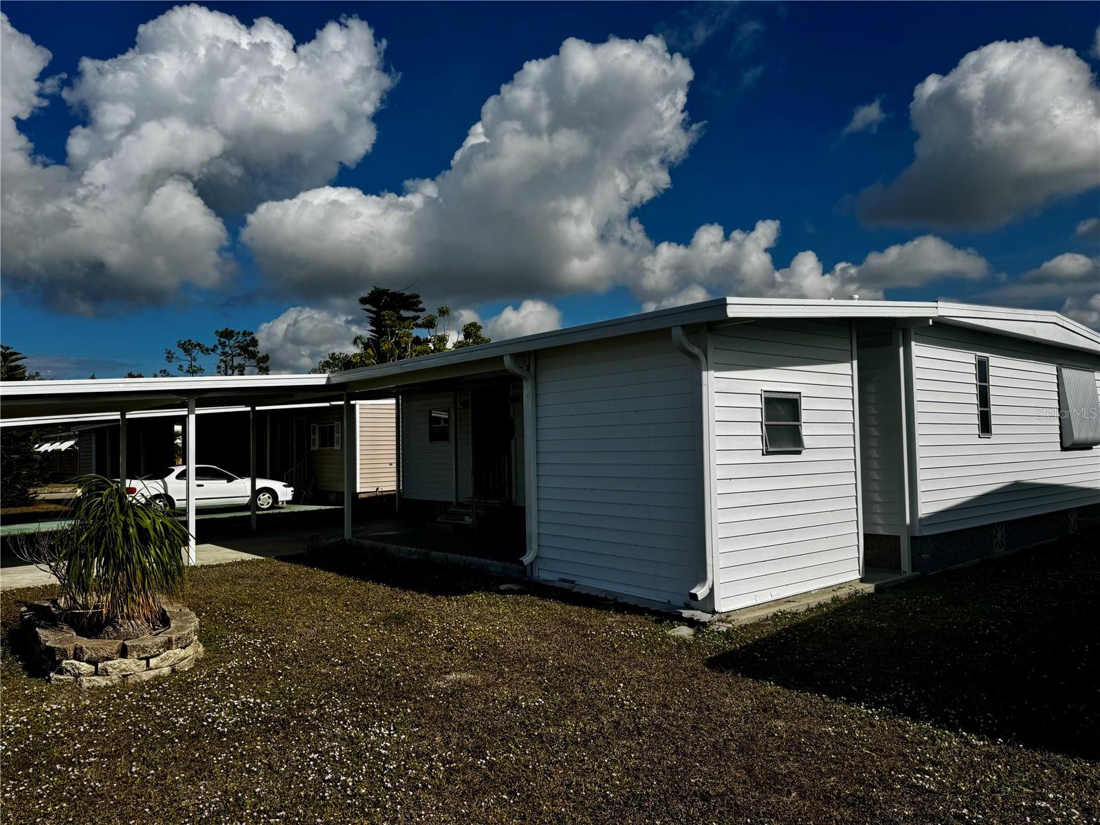 Image 44 of 49 For 5619 Bayshore Road 203