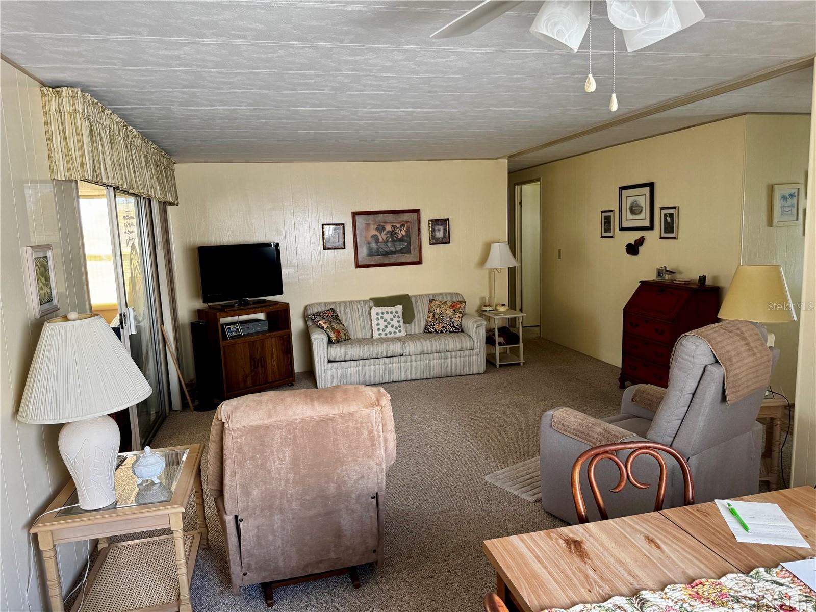 Image 6 of 49 For 5619 Bayshore Road 203