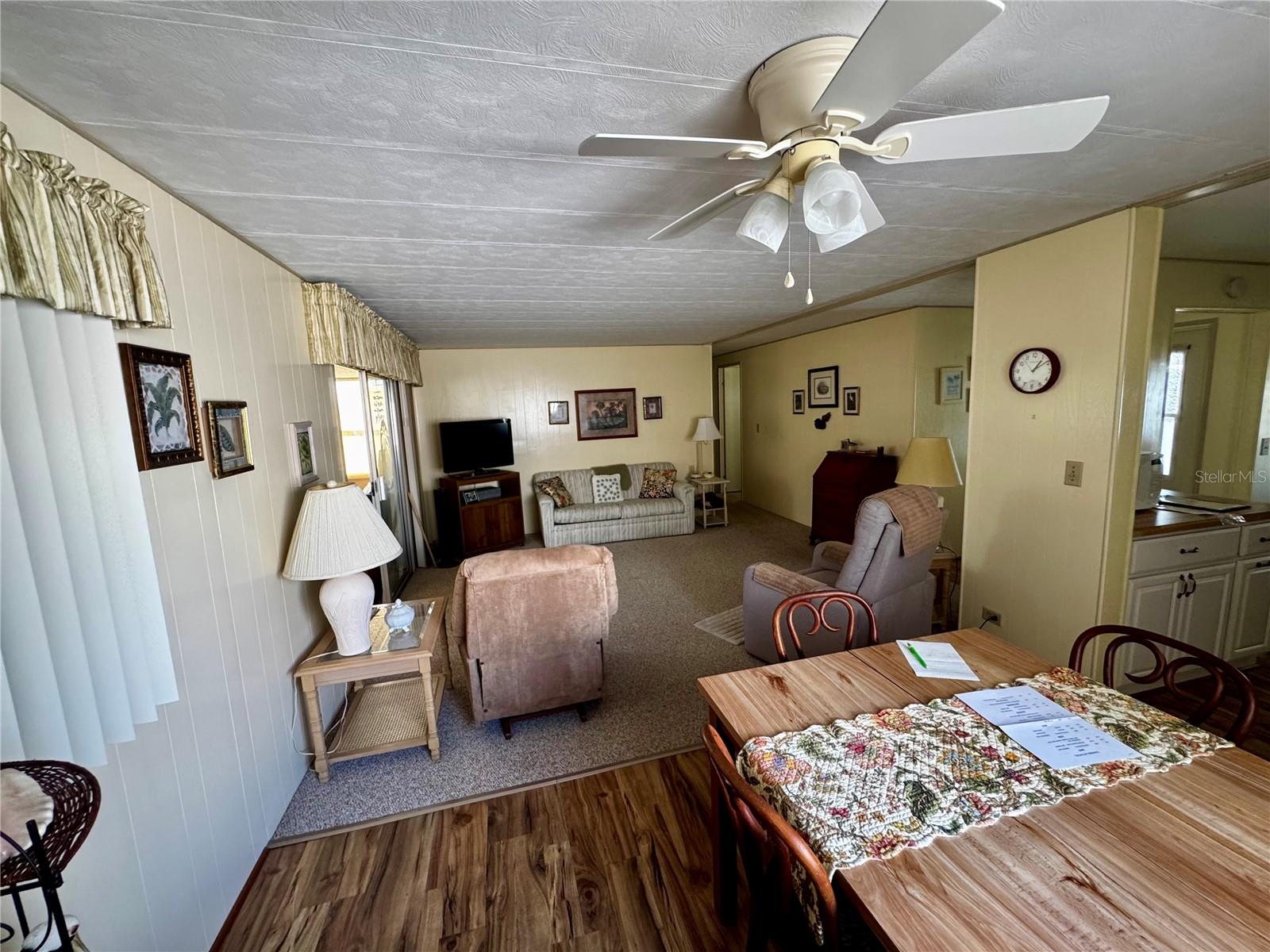 Image 7 of 49 For 5619 Bayshore Road 203