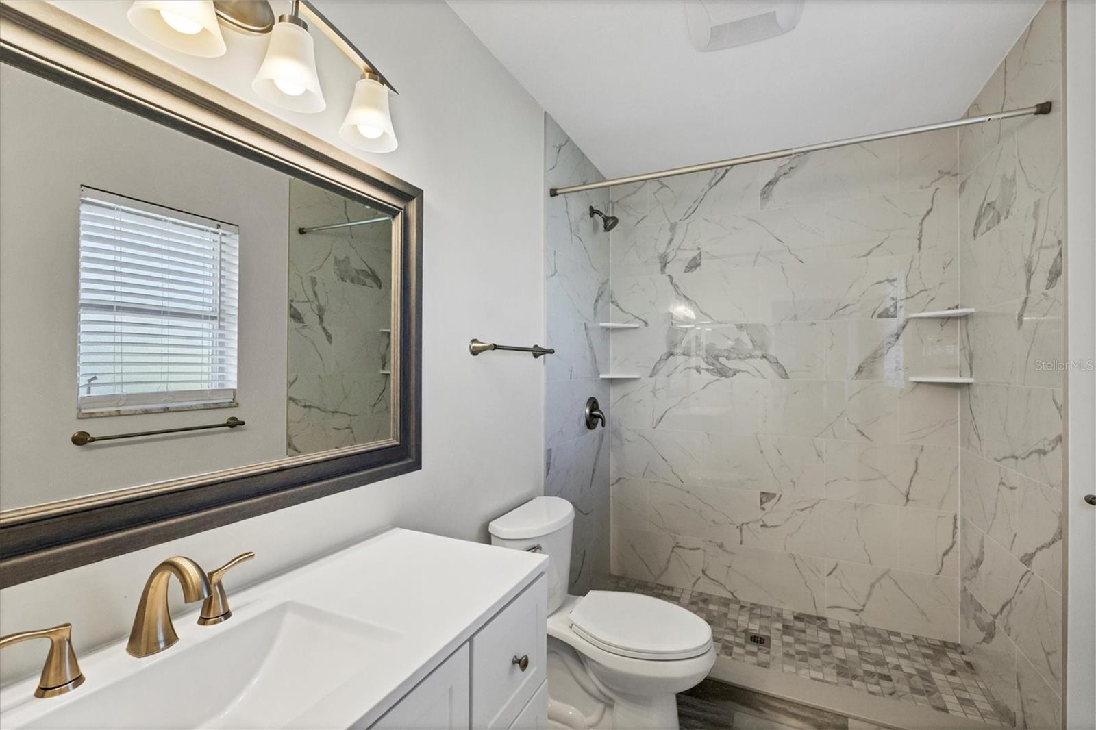 Image 16 of 27 For 213 Giotto Drive