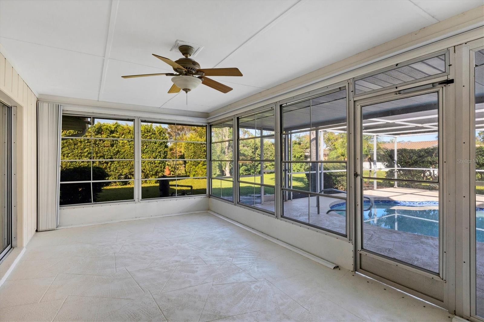 Image 20 of 27 For 213 Giotto Drive