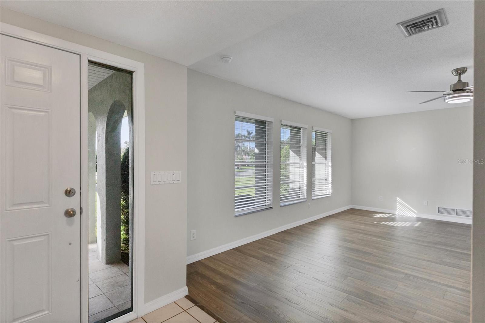 Image 3 of 27 For 213 Giotto Drive