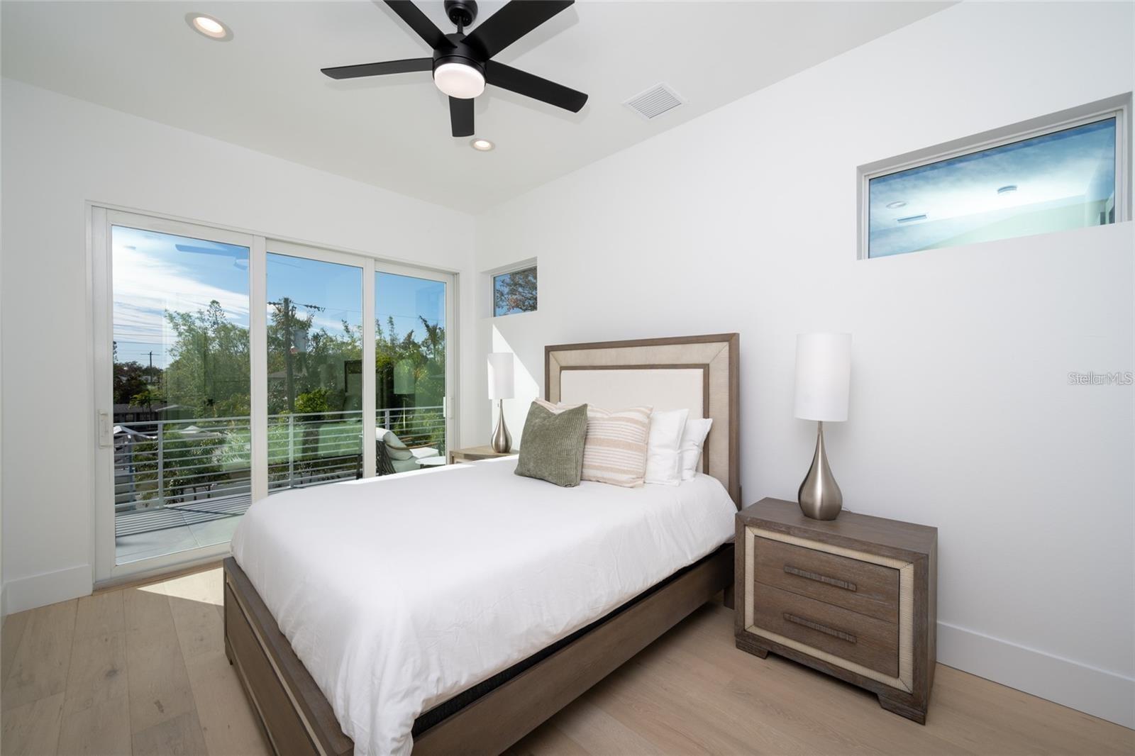 Image 44 of 70 For 2446 Floyd Street