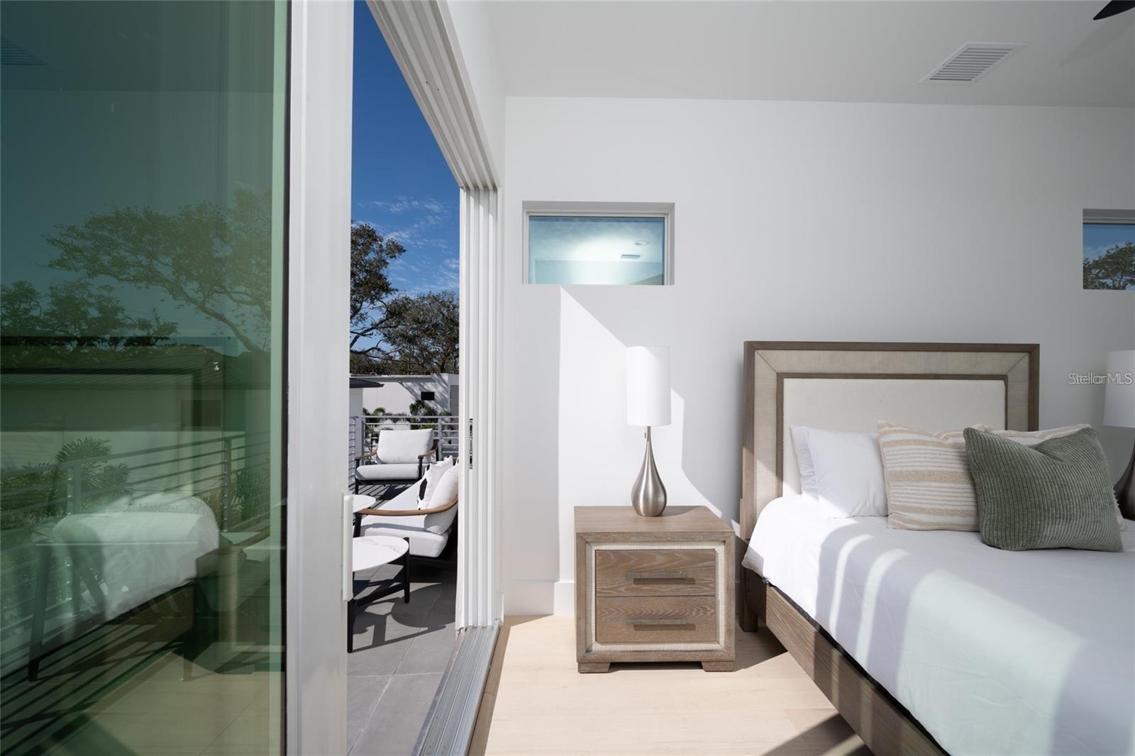 Image 47 of 70 For 2446 Floyd Street