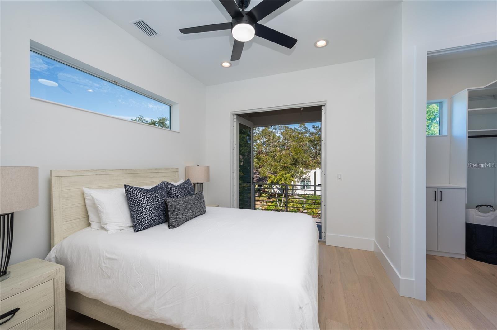 Image 51 of 70 For 2446 Floyd Street