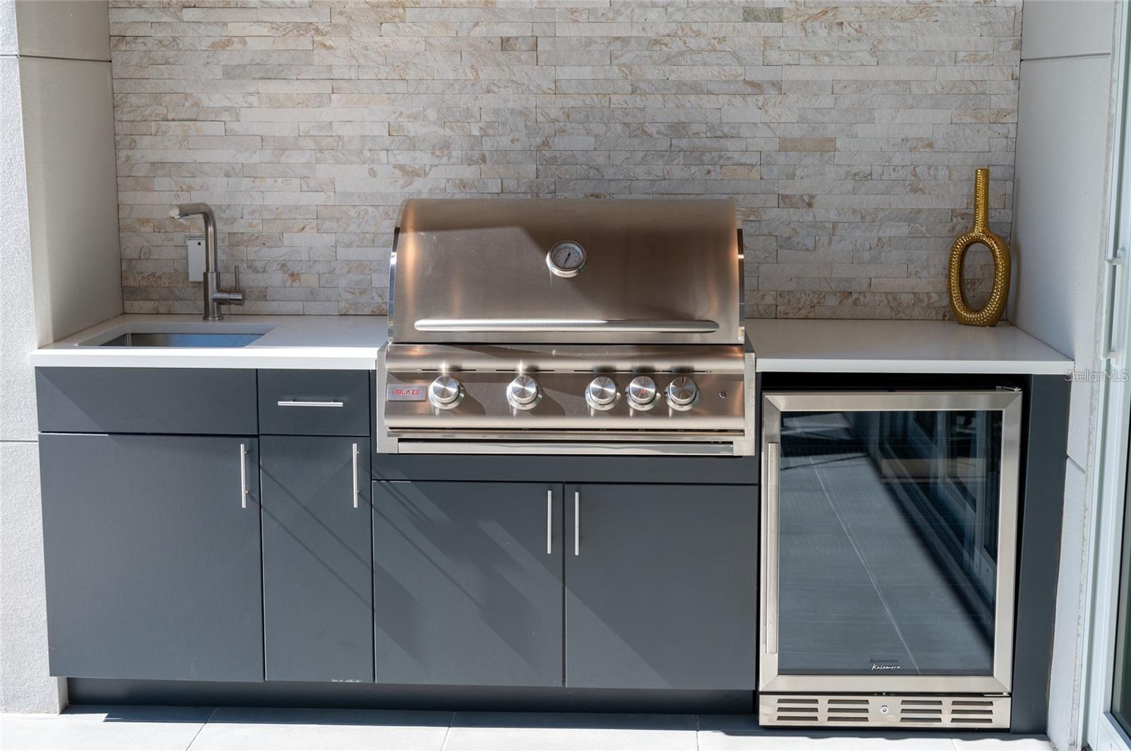 Image 59 of 70 For 2446 Floyd Street