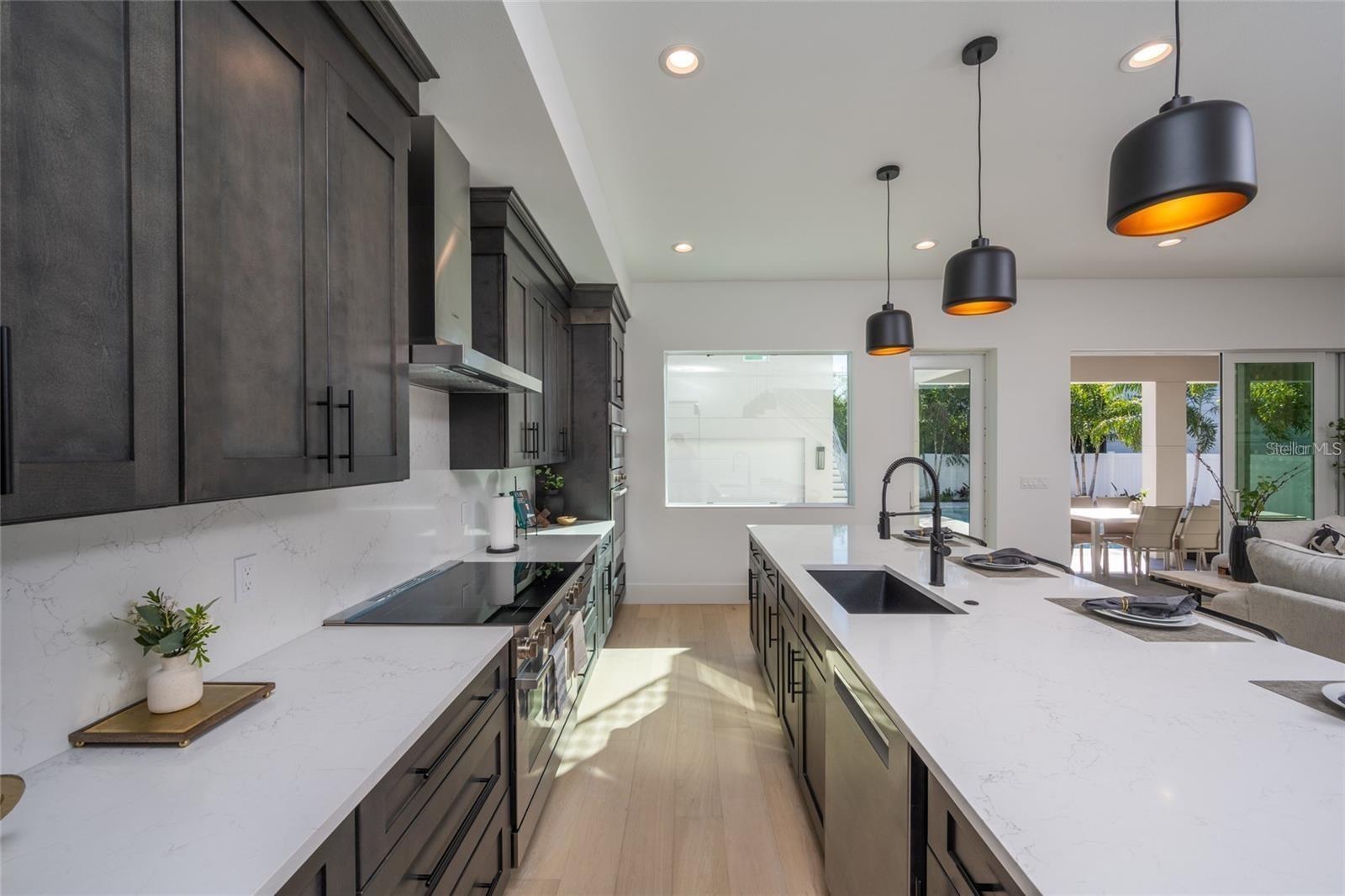 Image 9 of 70 For 2446 Floyd Street