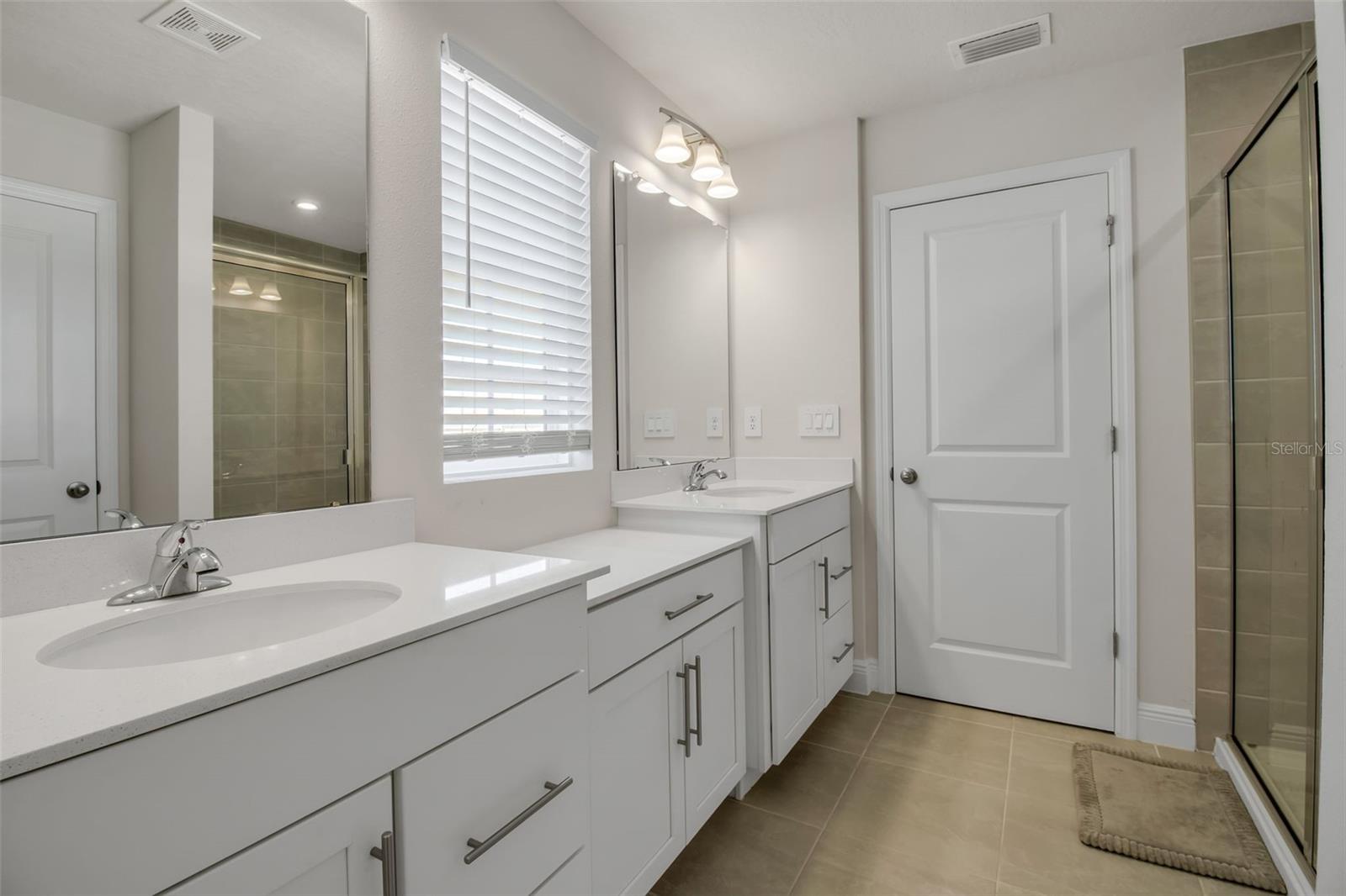 Image 29 of 44 For 4622 Pippin Lane