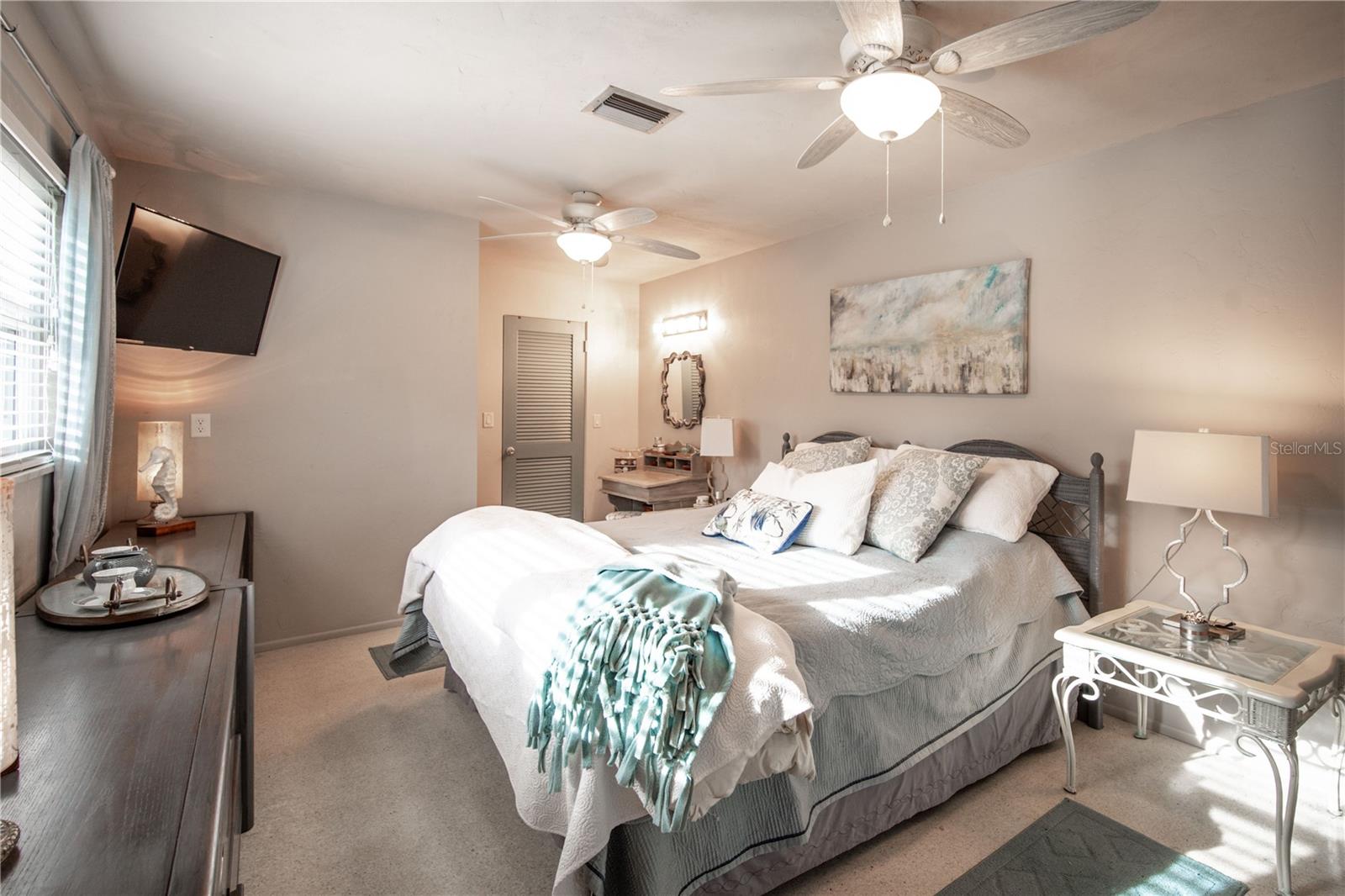 Image 19 of 30 For 512 Shamrock Blvd