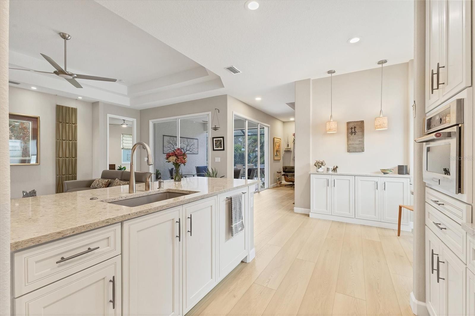 Image 21 of 48 For 6722 Country Club Lane