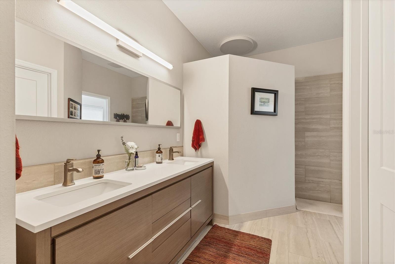 Image 26 of 48 For 6722 Country Club Lane