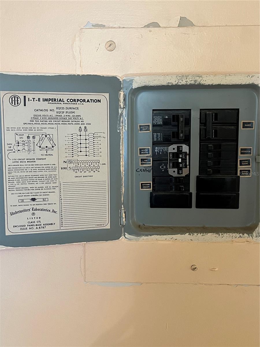 Image 5 of 9 For 1863 Restful Drive L24