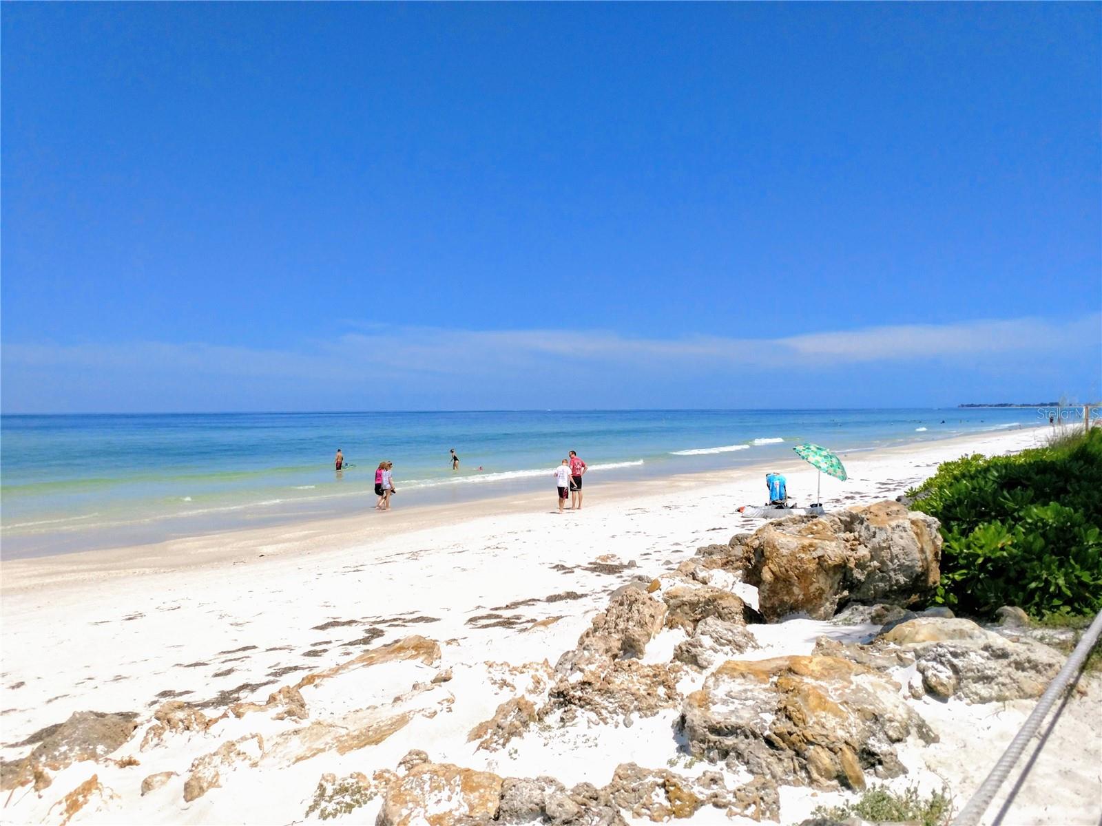 Image 8 of 9 For 1863 Restful Drive L24