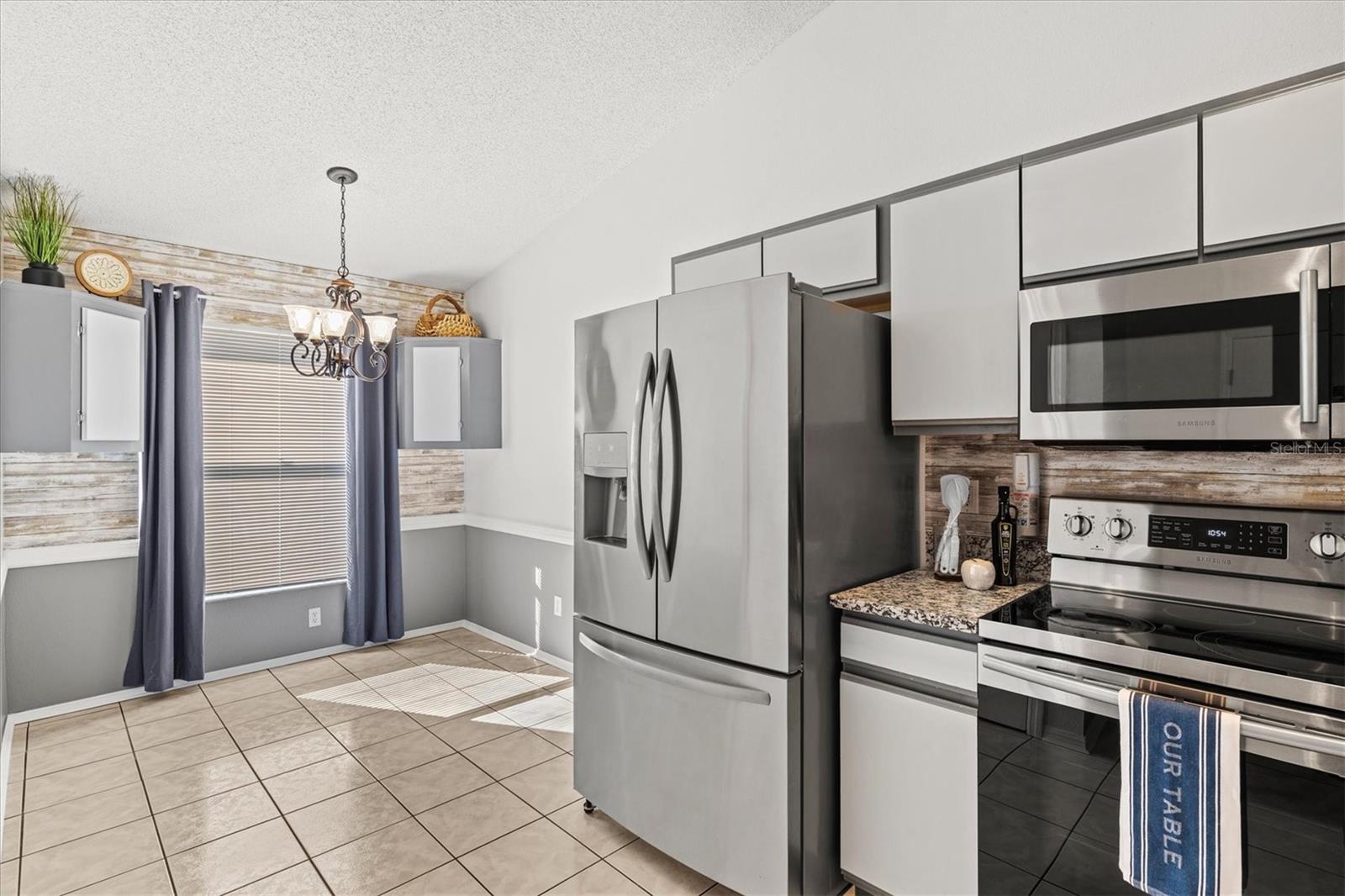 Image 12 of 85 For 11203 2nd Avenue E