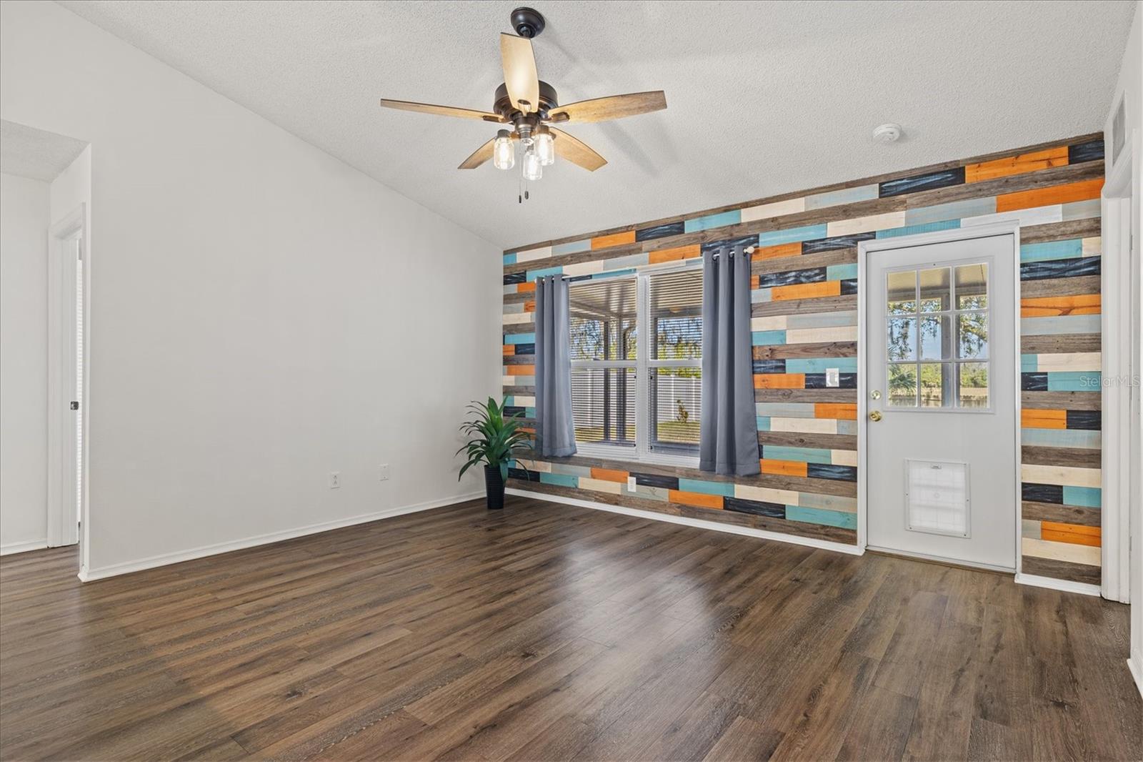 Image 7 of 85 For 11203 2nd Avenue E