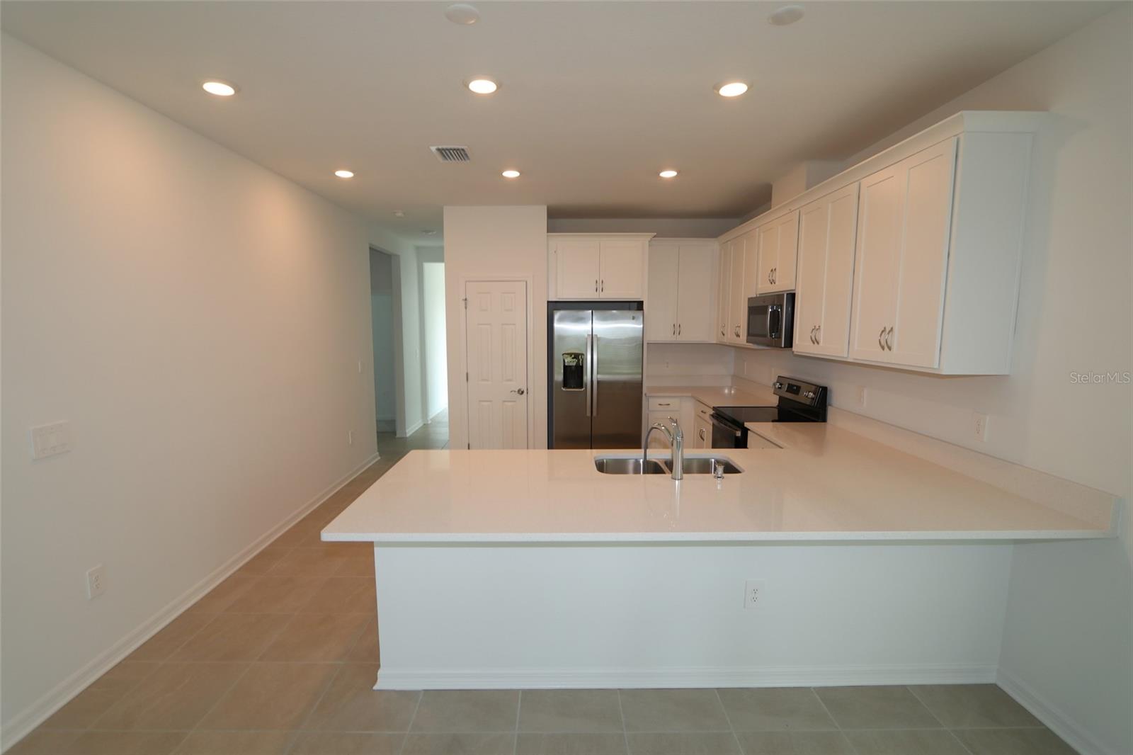 Image 9 of 25 For 7664 Livewell Lane