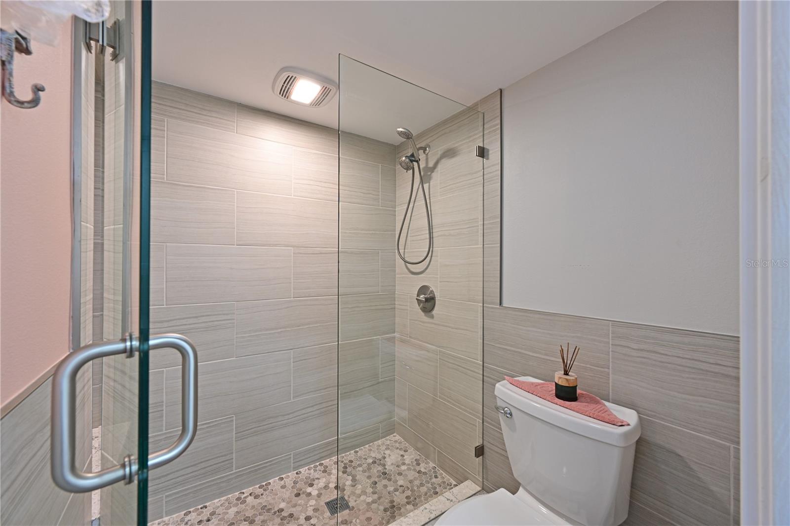 Image 20 of 59 For 1319 Perico Point Circle