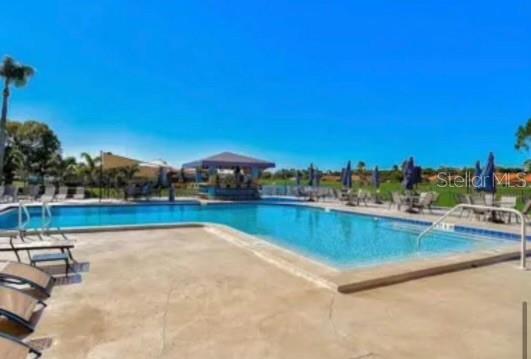 Image 7 of 47 For 4210 Caddie Drive E 201