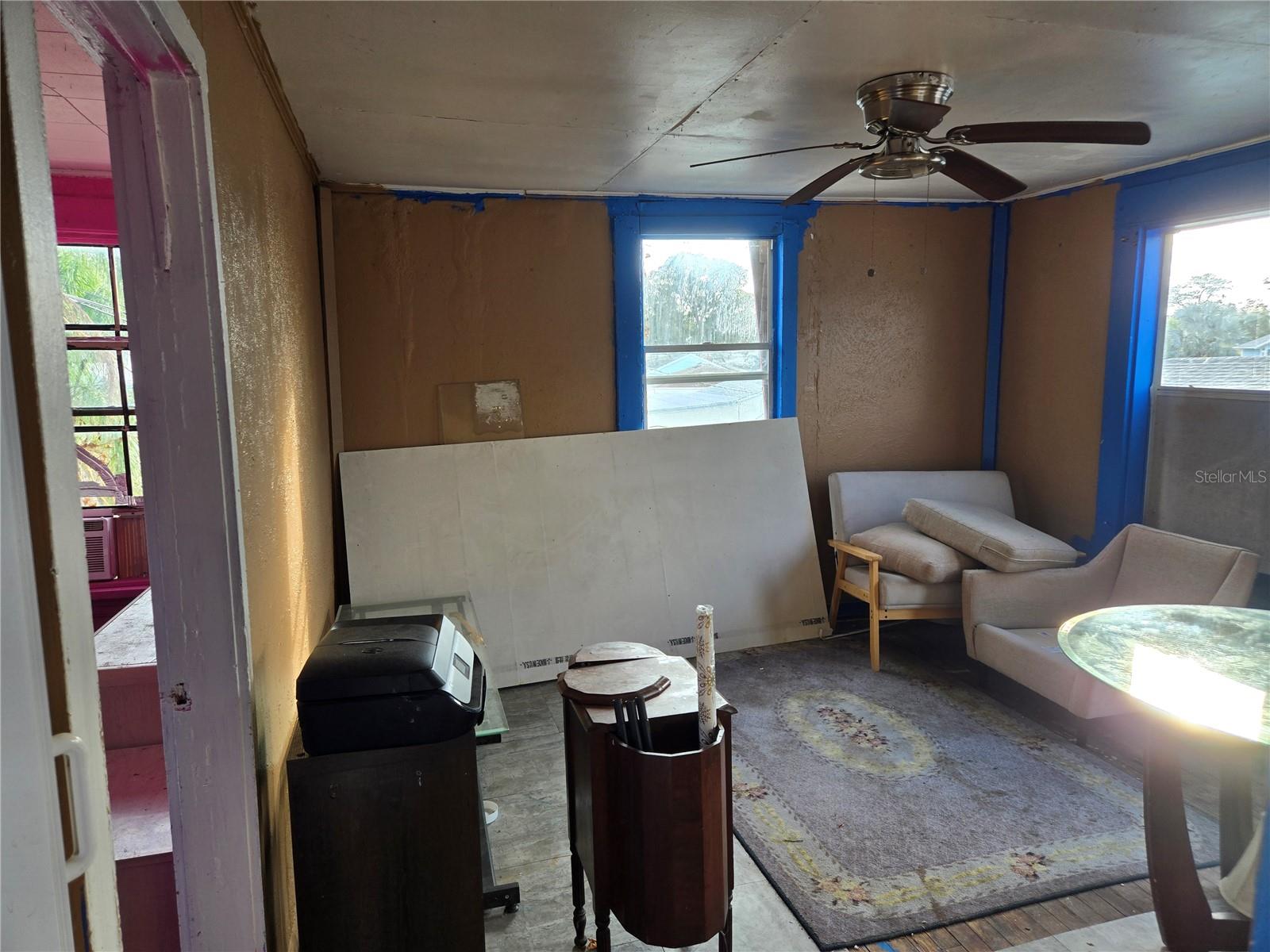 Image 19 of 25 For 3930 Miramar Way S