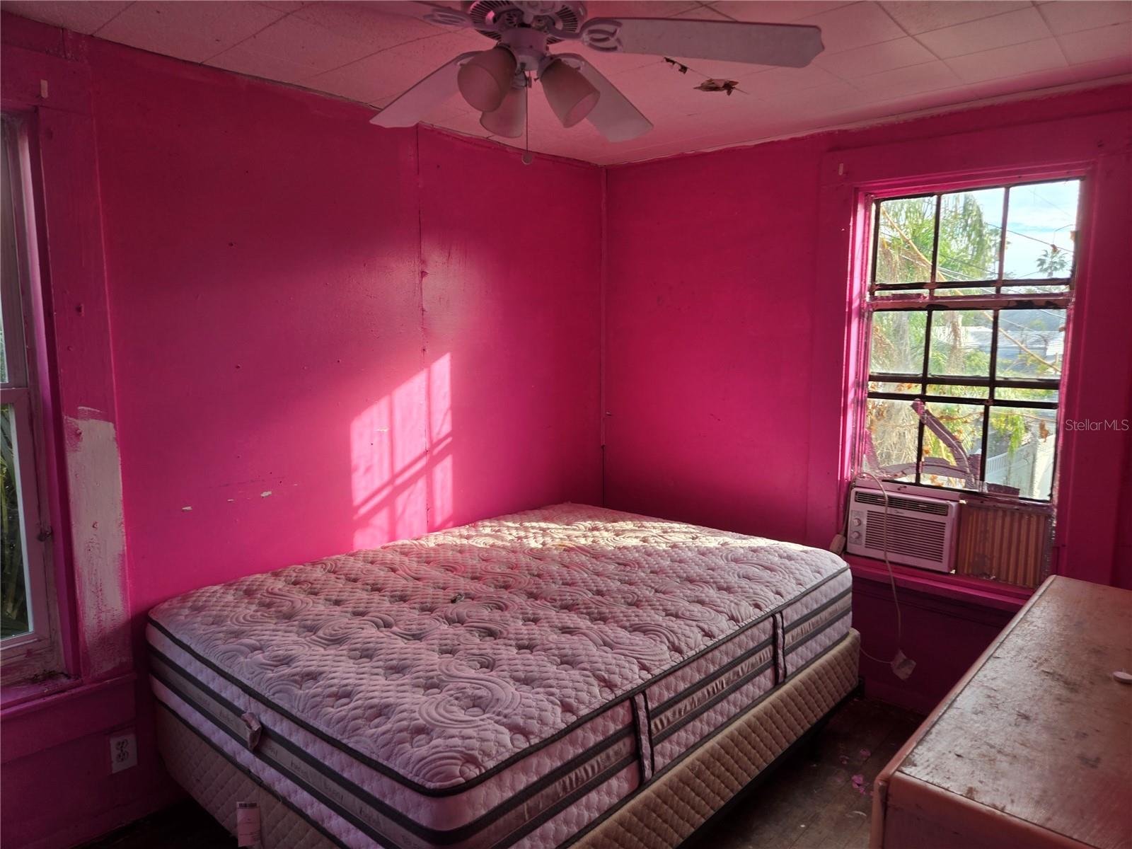 Image 22 of 25 For 3930 Miramar Way S