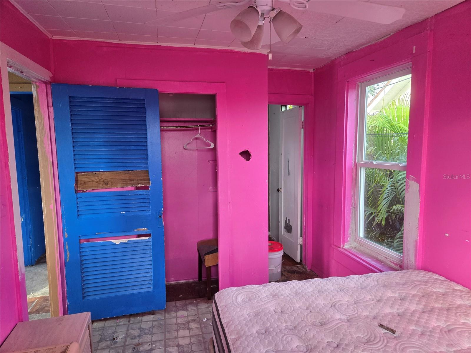 Image 23 of 25 For 3930 Miramar Way S