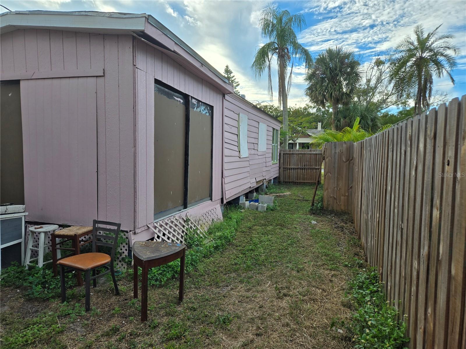 Image 5 of 25 For 3930 Miramar Way S