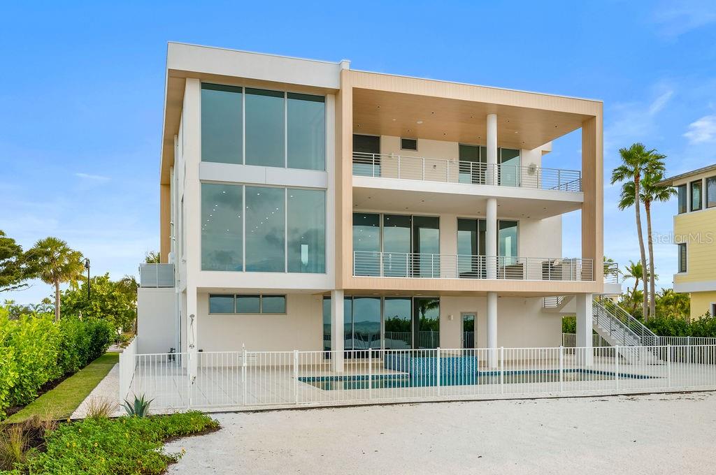 Image 7 of 20 For 6489 Gulfside Road