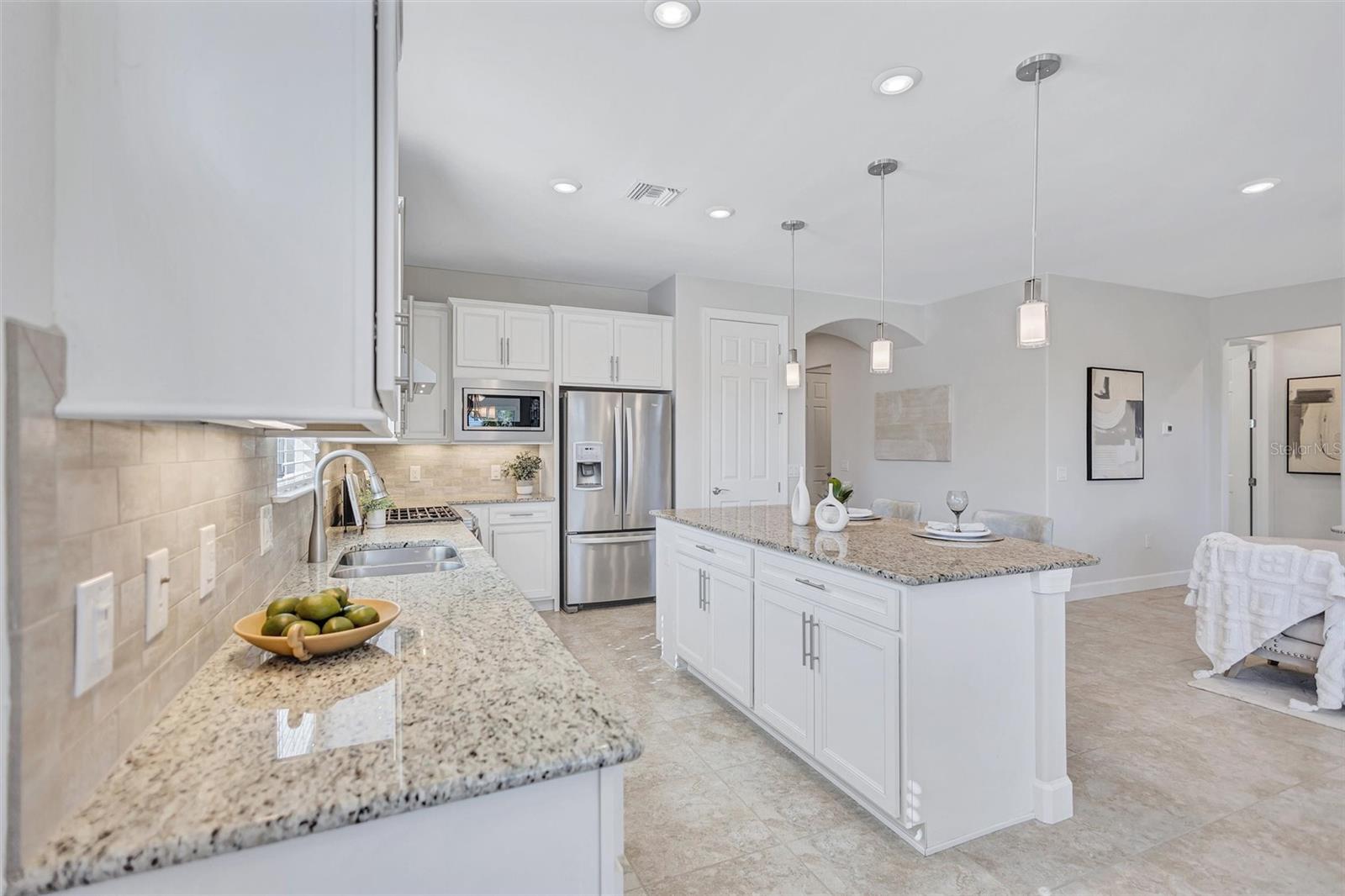 Image 10 of 62 For 5635 Rain Lily Court