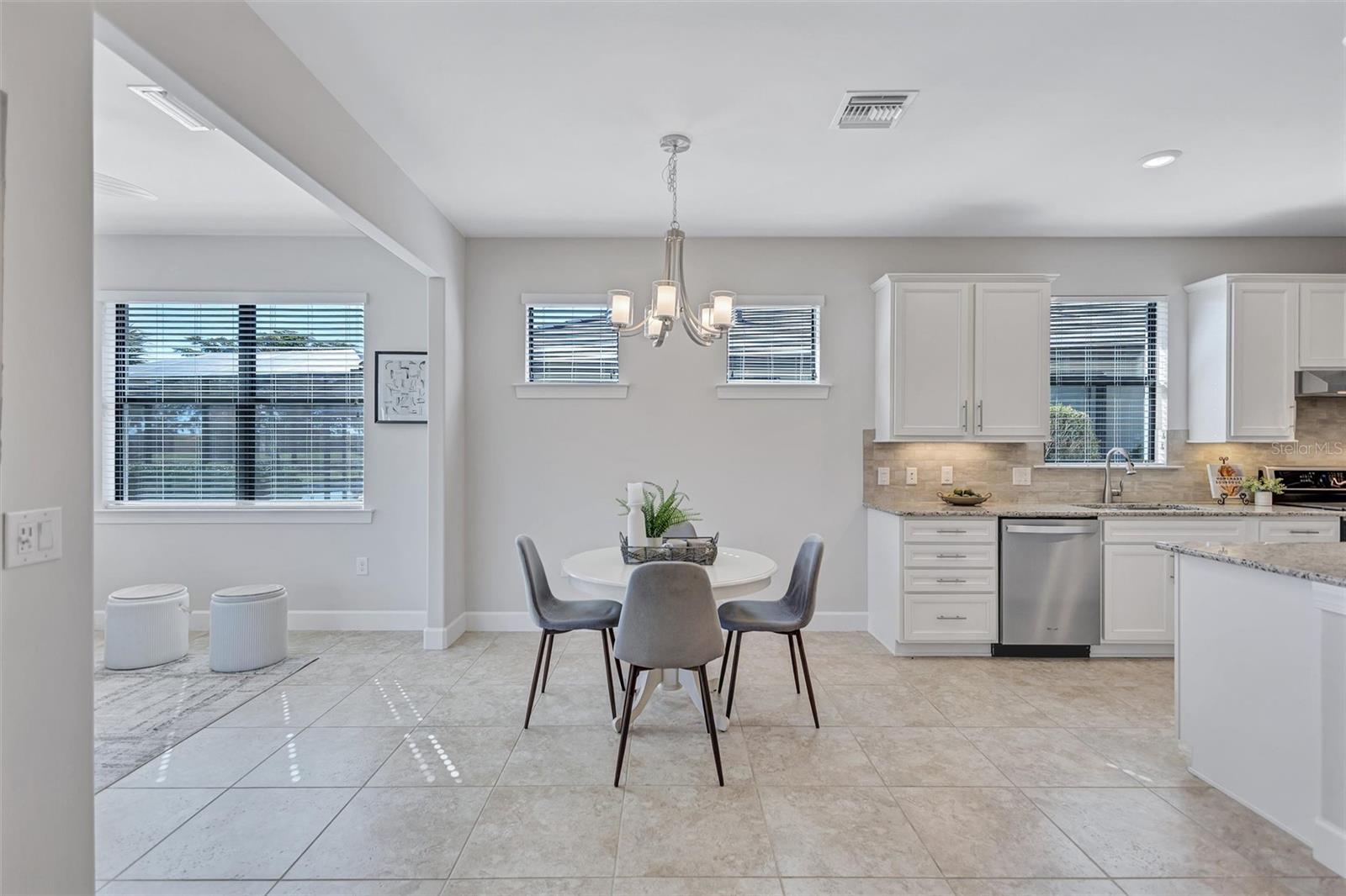 Image 16 of 62 For 5635 Rain Lily Court