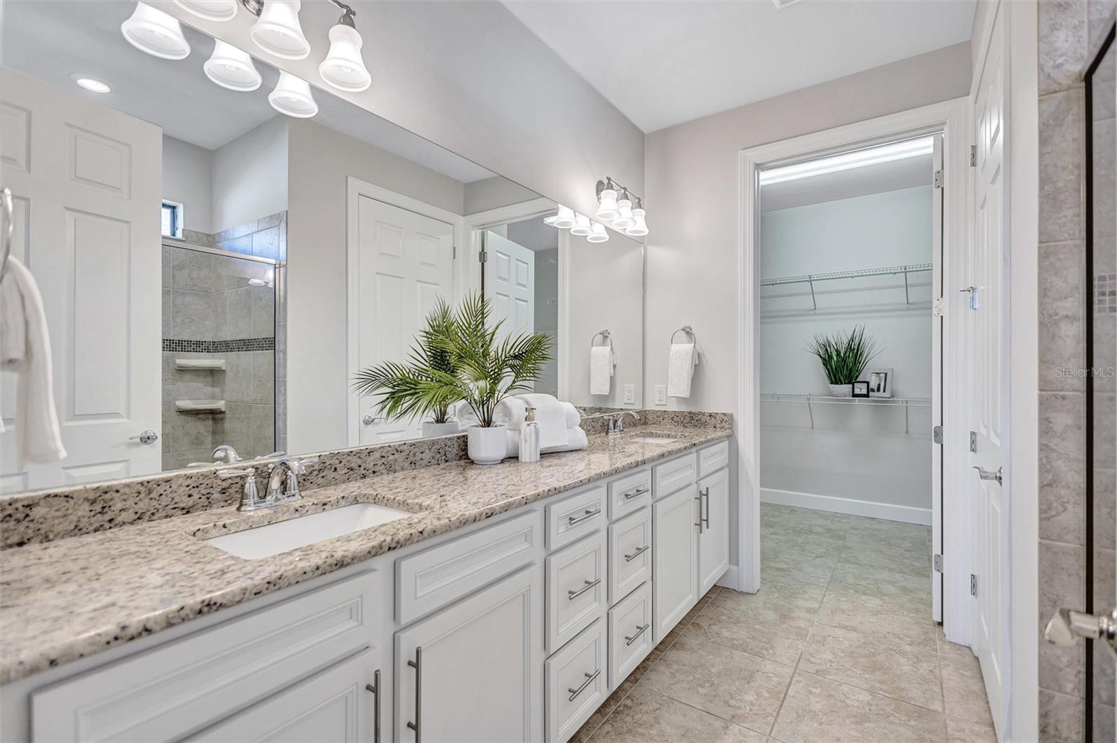 Image 24 of 62 For 5635 Rain Lily Court