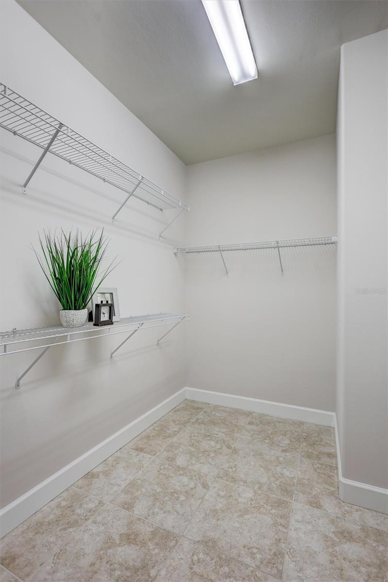 Image 26 of 62 For 5635 Rain Lily Court