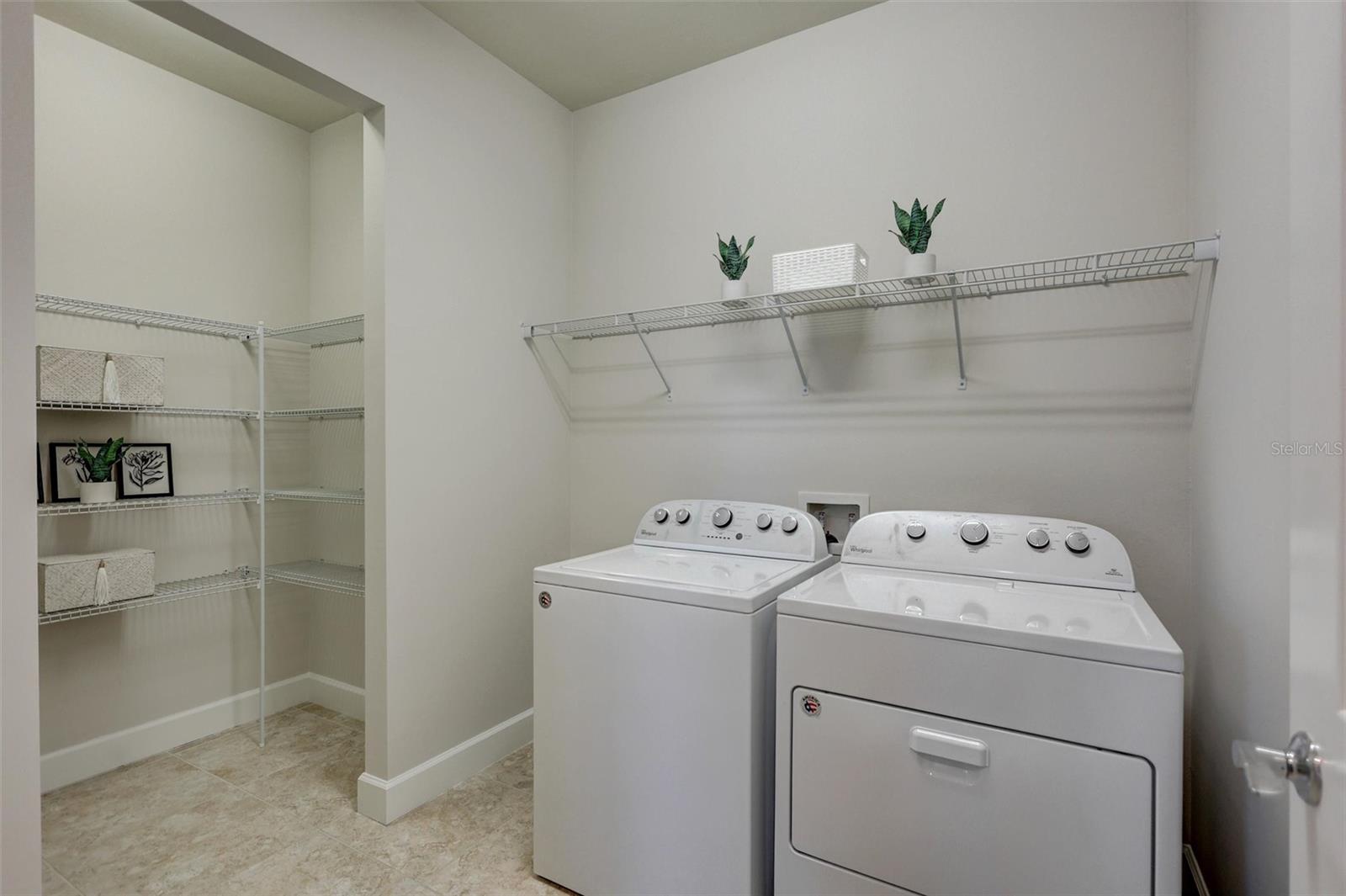 Image 27 of 62 For 5635 Rain Lily Court