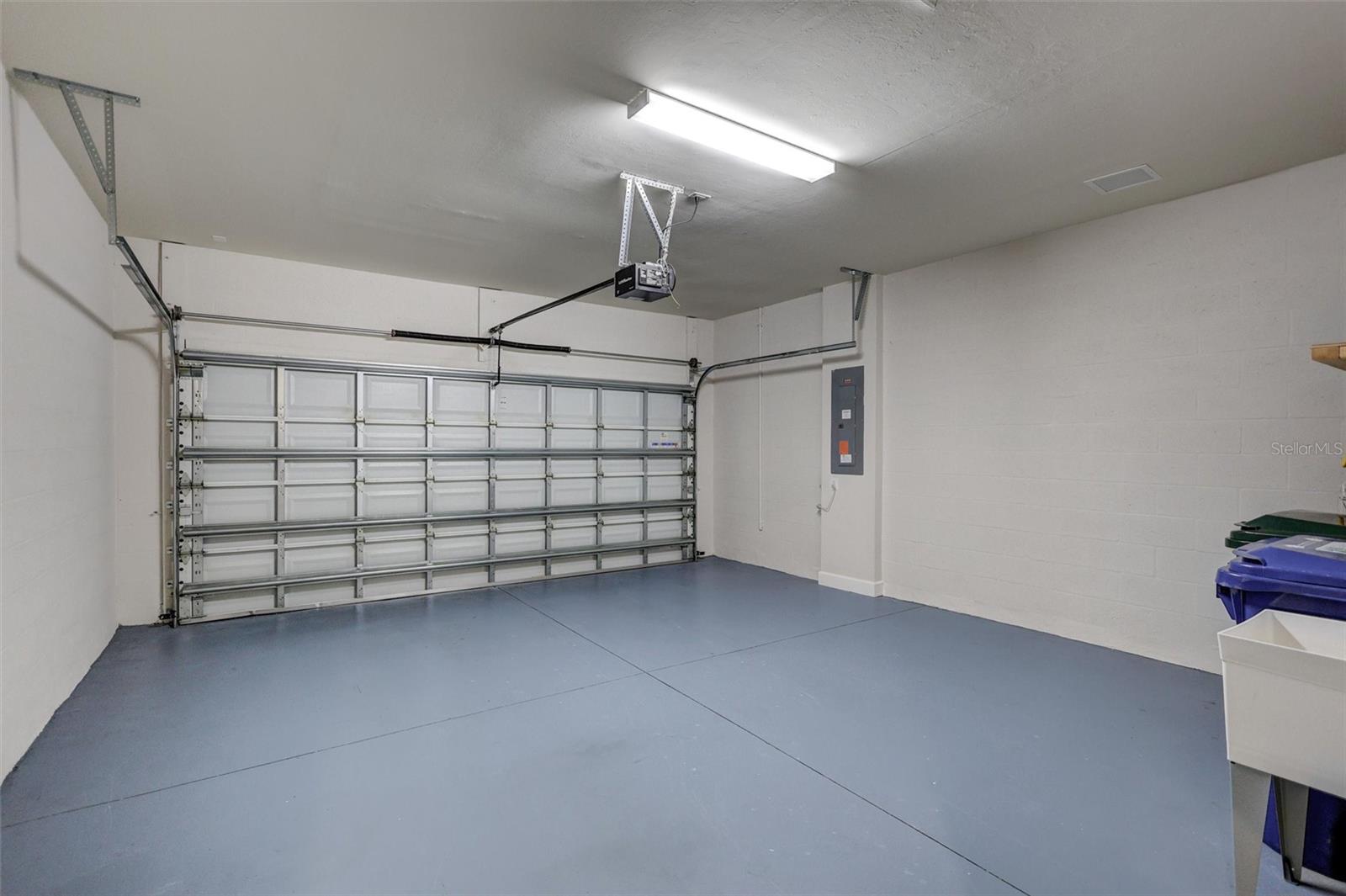 Image 39 of 62 For 5635 Rain Lily Court