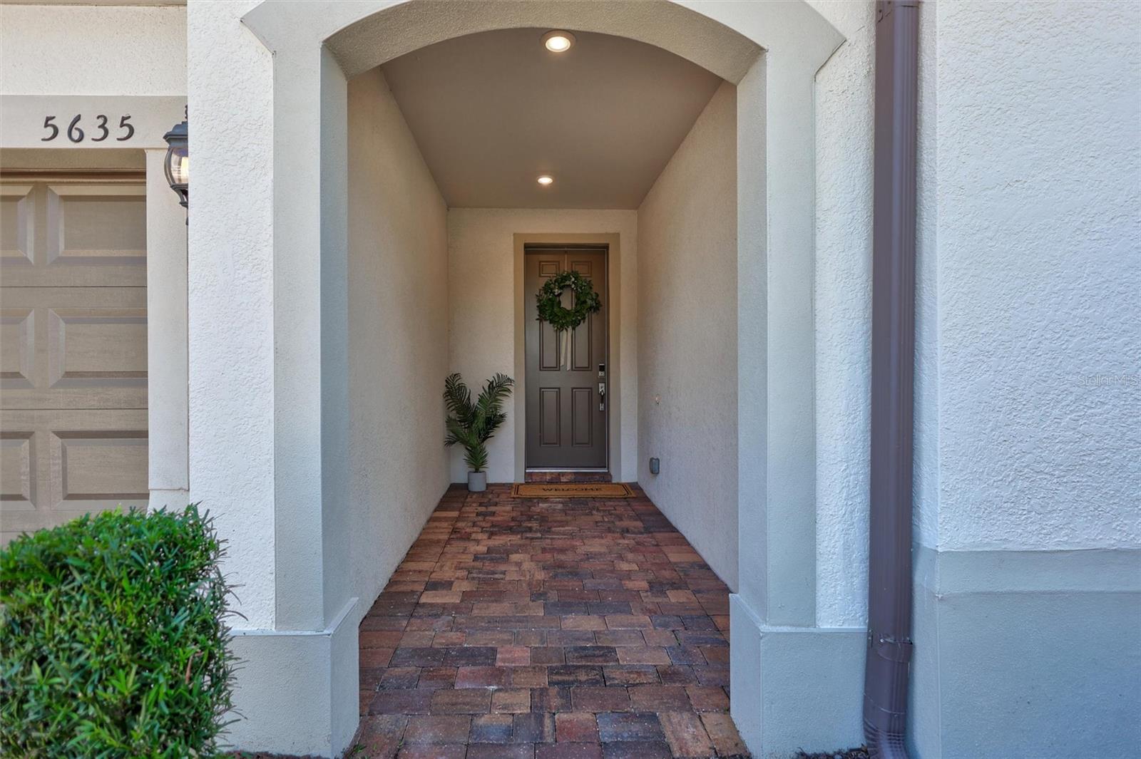 Image 4 of 62 For 5635 Rain Lily Court