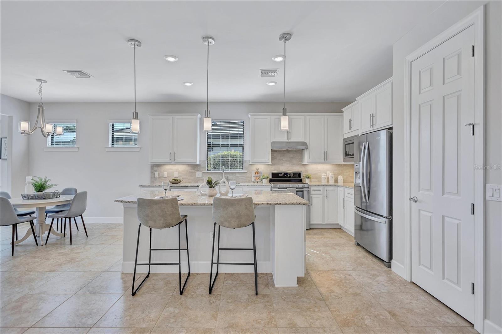 Image 9 of 62 For 5635 Rain Lily Court