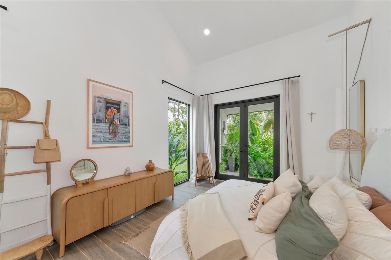 Image 25 of 41 For 8175 Dittmar Street