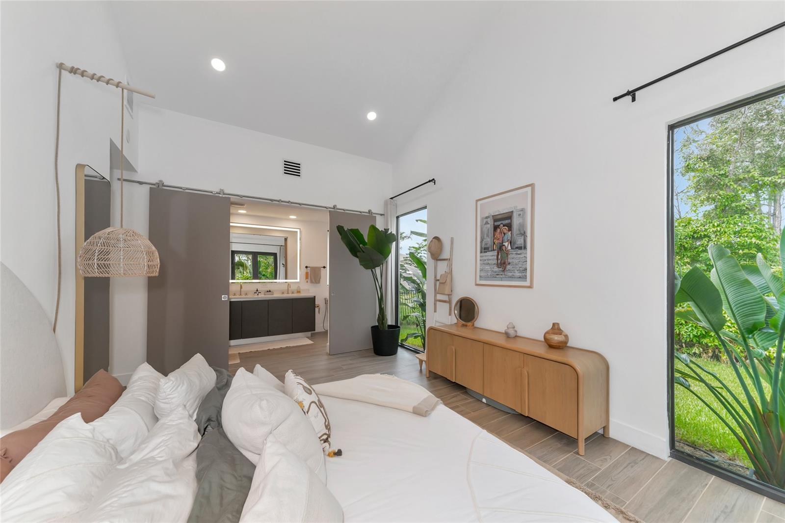 Image 26 of 41 For 8175 Dittmar Street